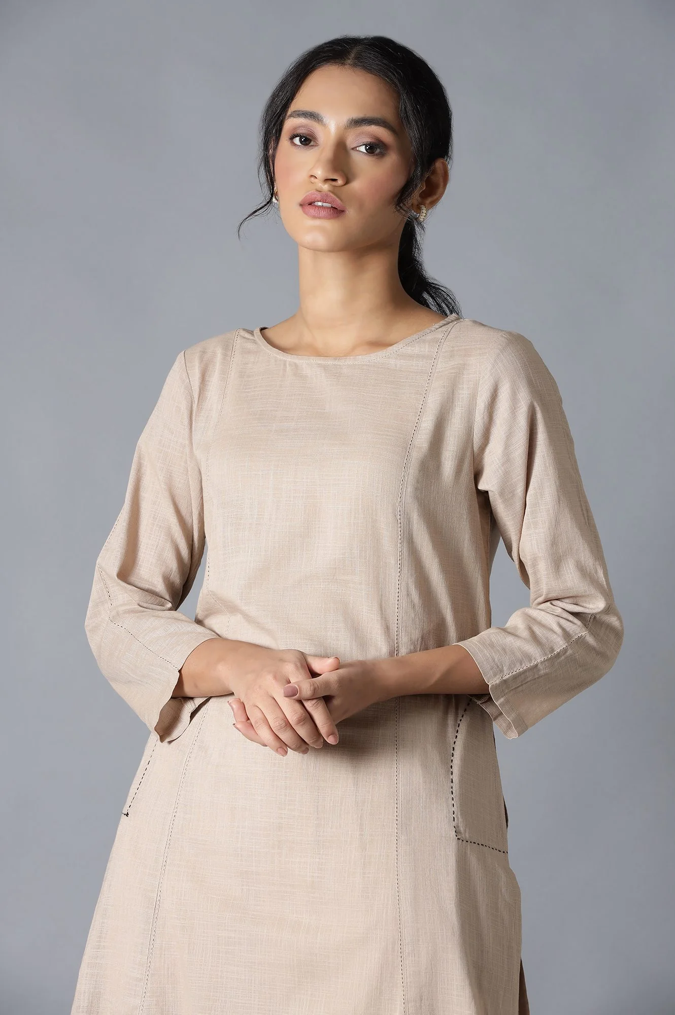 Beige Classic A-Line kurta With Kantha In Round Neck - Image 5