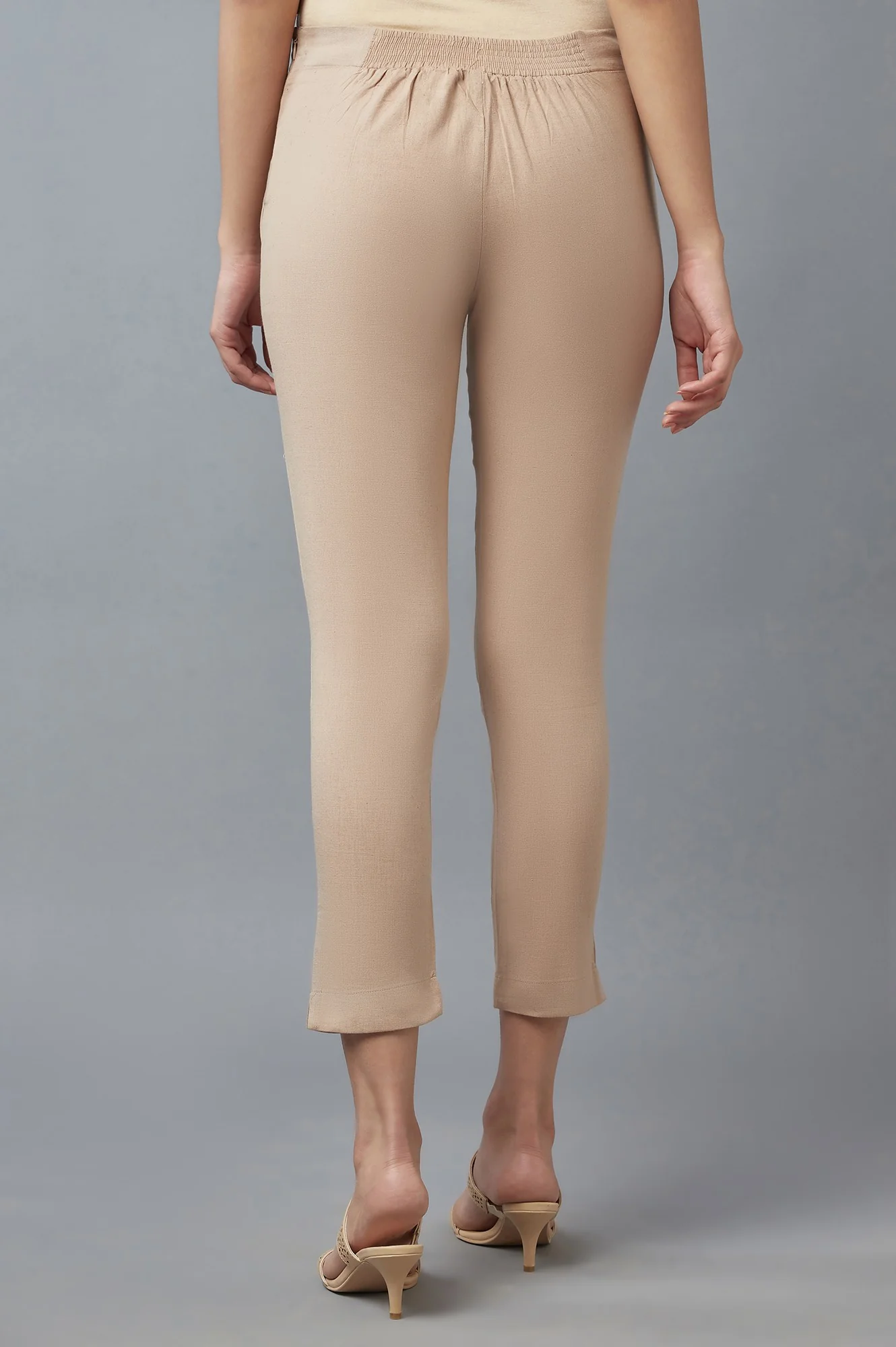 Beige Cropped Trouser - Image 2