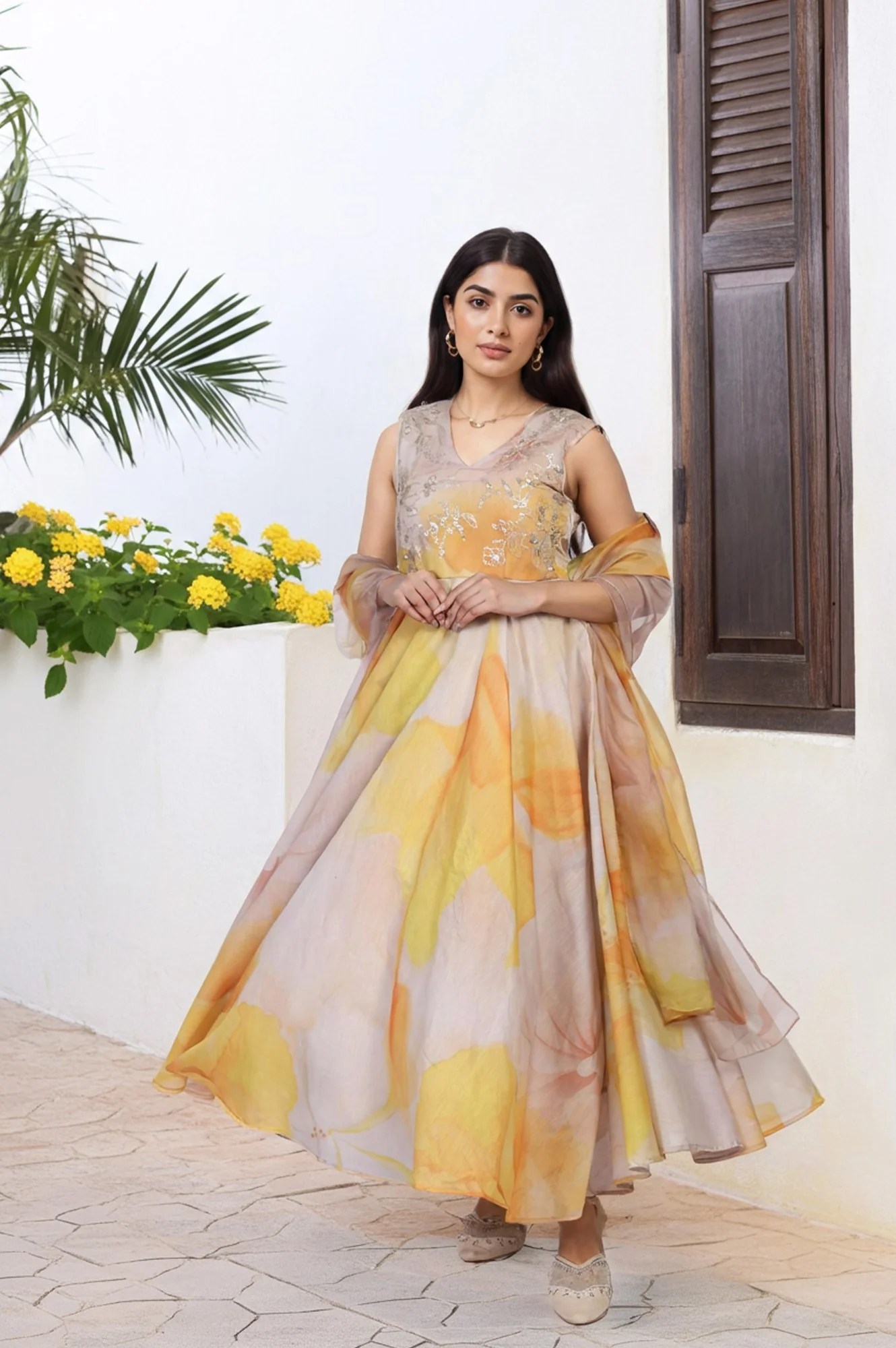 Beige Embroidered Organza Anarkali Kurta Set Dupatta Set - Image 2