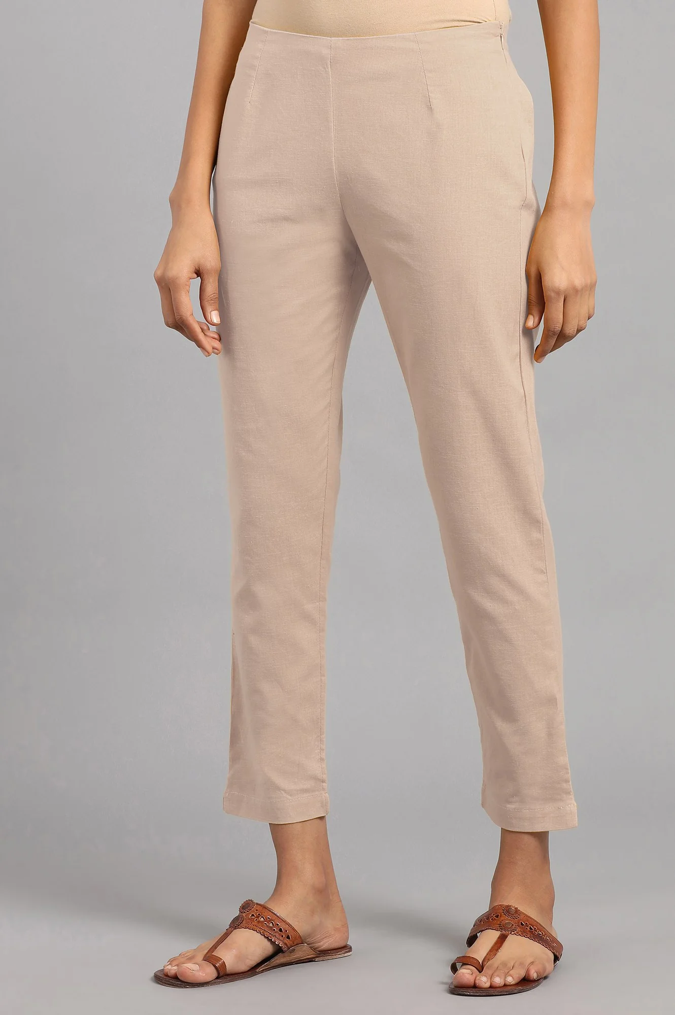Beige Geometric Printed Rayon Straight Kurta and Slim Pant Set - Image 3