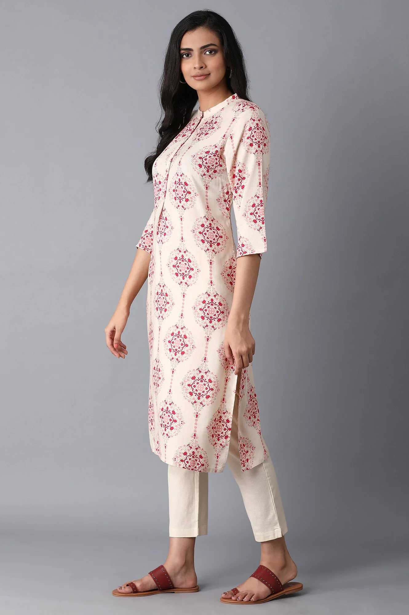 Beige Geometric Straight Rayon Kurta - Image 3