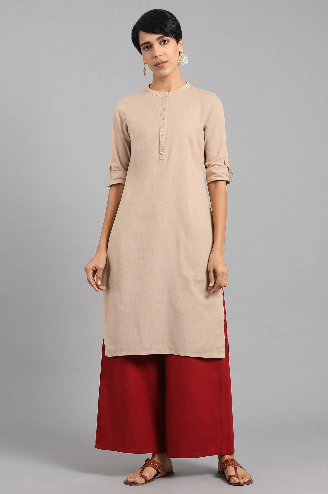 Beige Solid Straight Cotton Kurta - Image 2