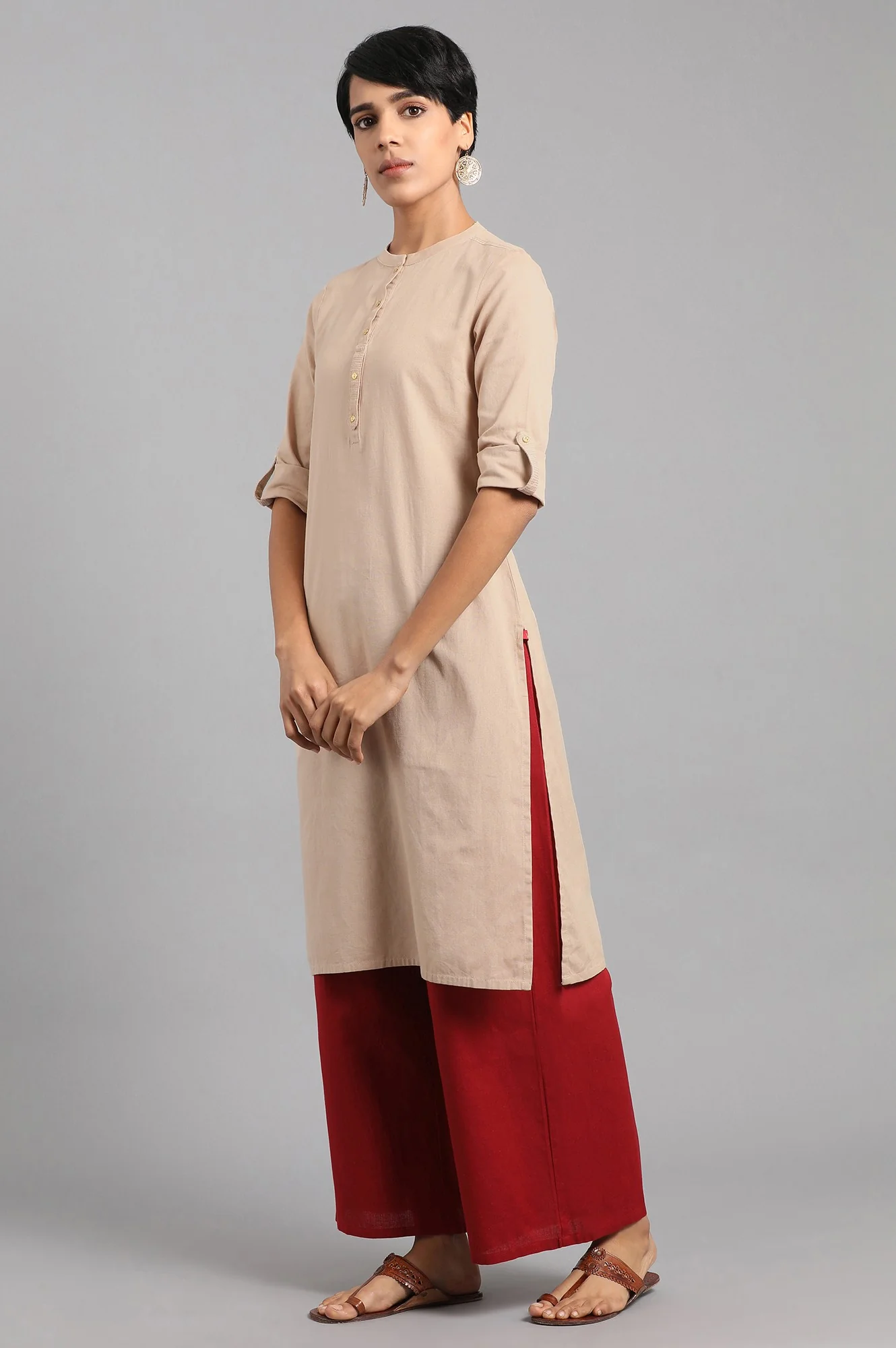 Beige Solid Straight Cotton Kurta - Image 3