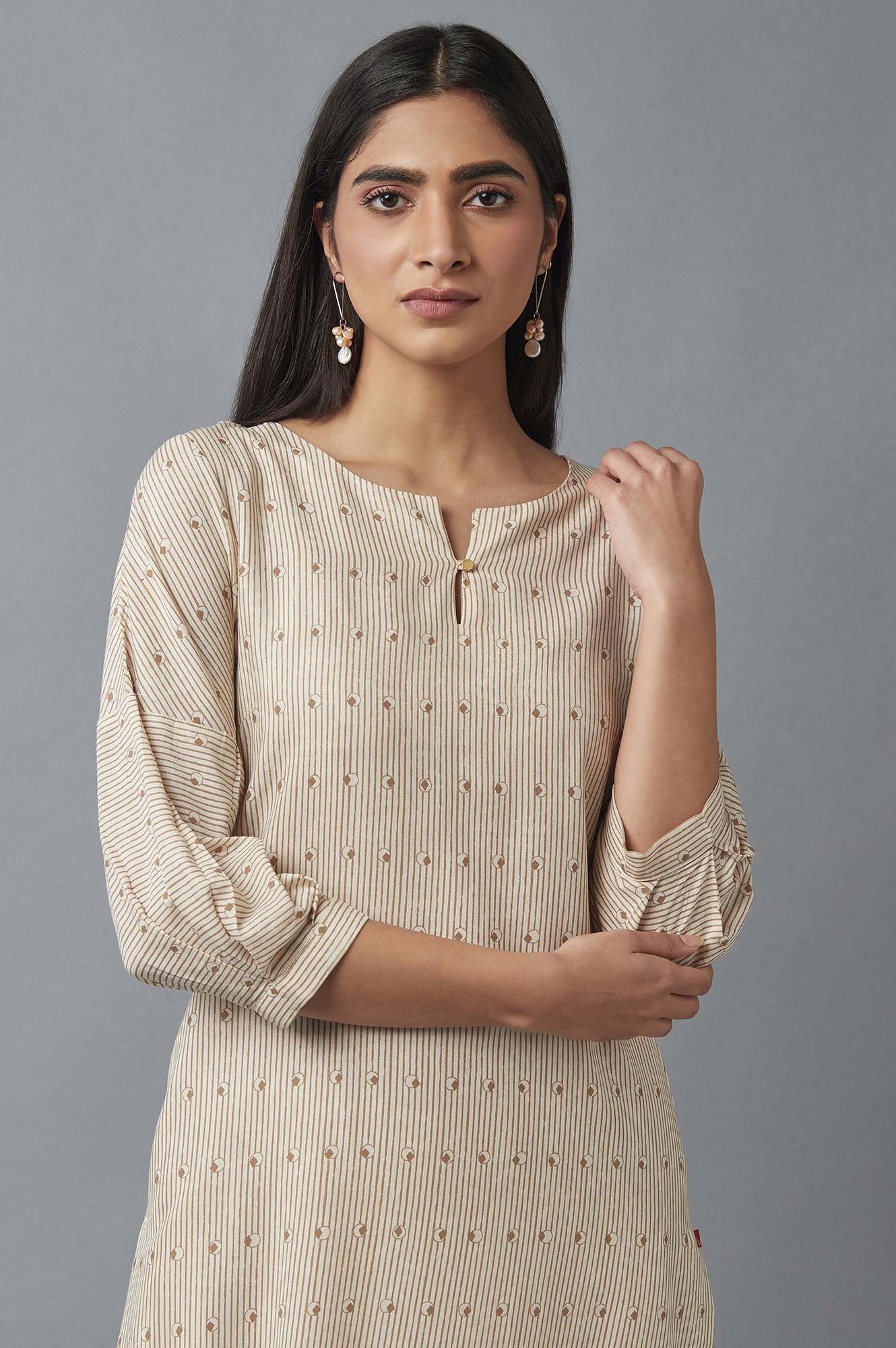 Beige Stripe Print Kurta - Image 6