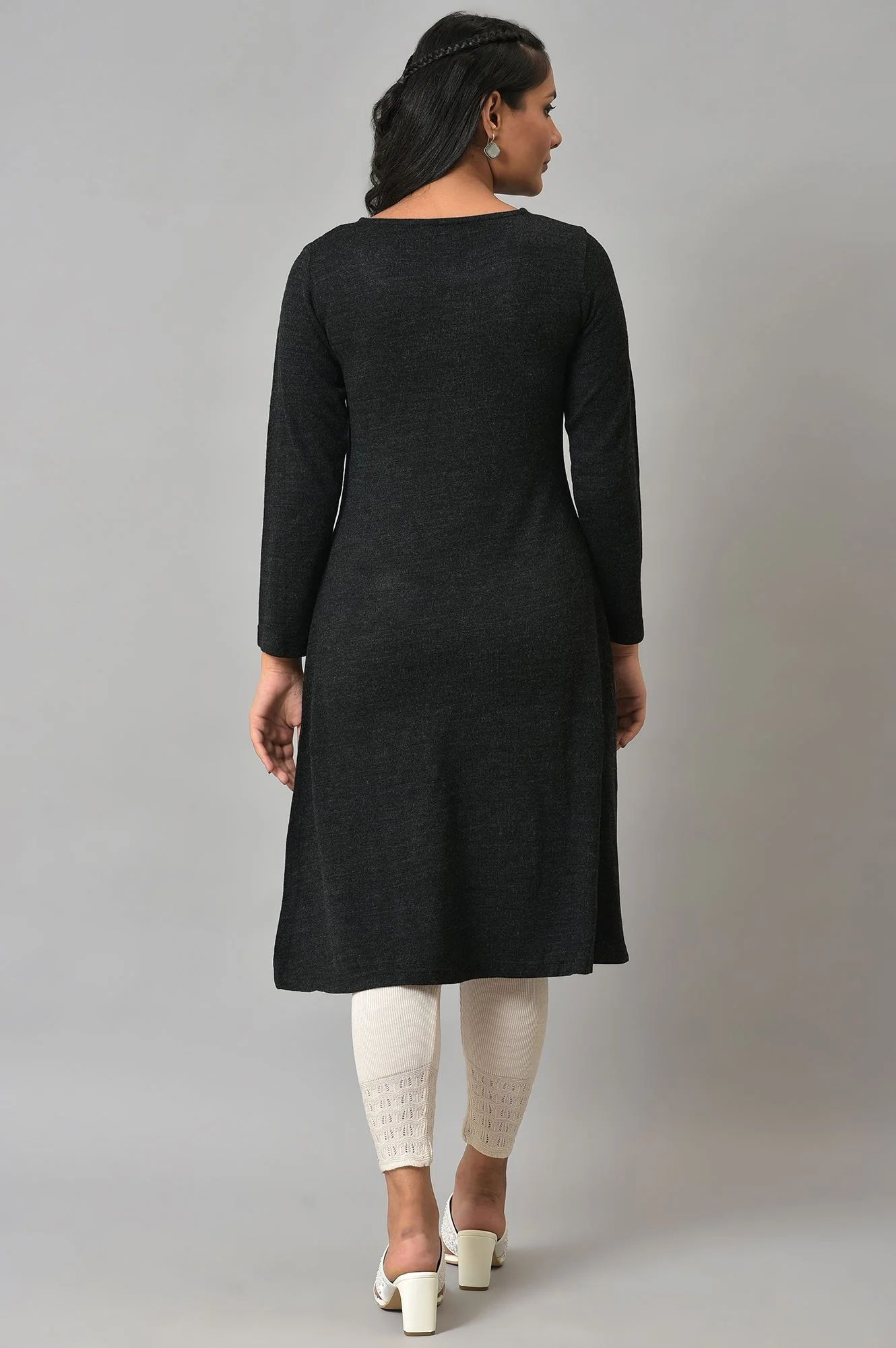 Black A-Line Embroidered Winter kurta - Image 2
