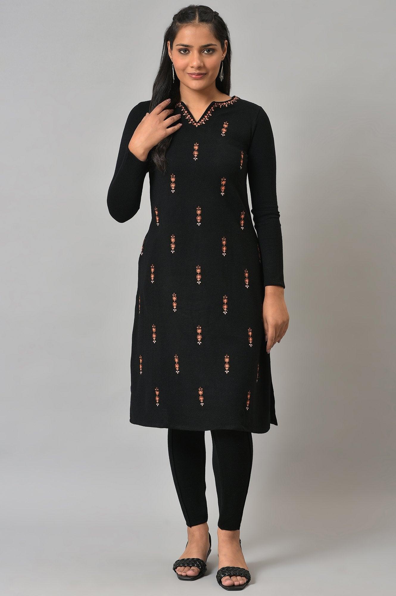 Black Acrylic Embroidered Winter kurta - Image 6