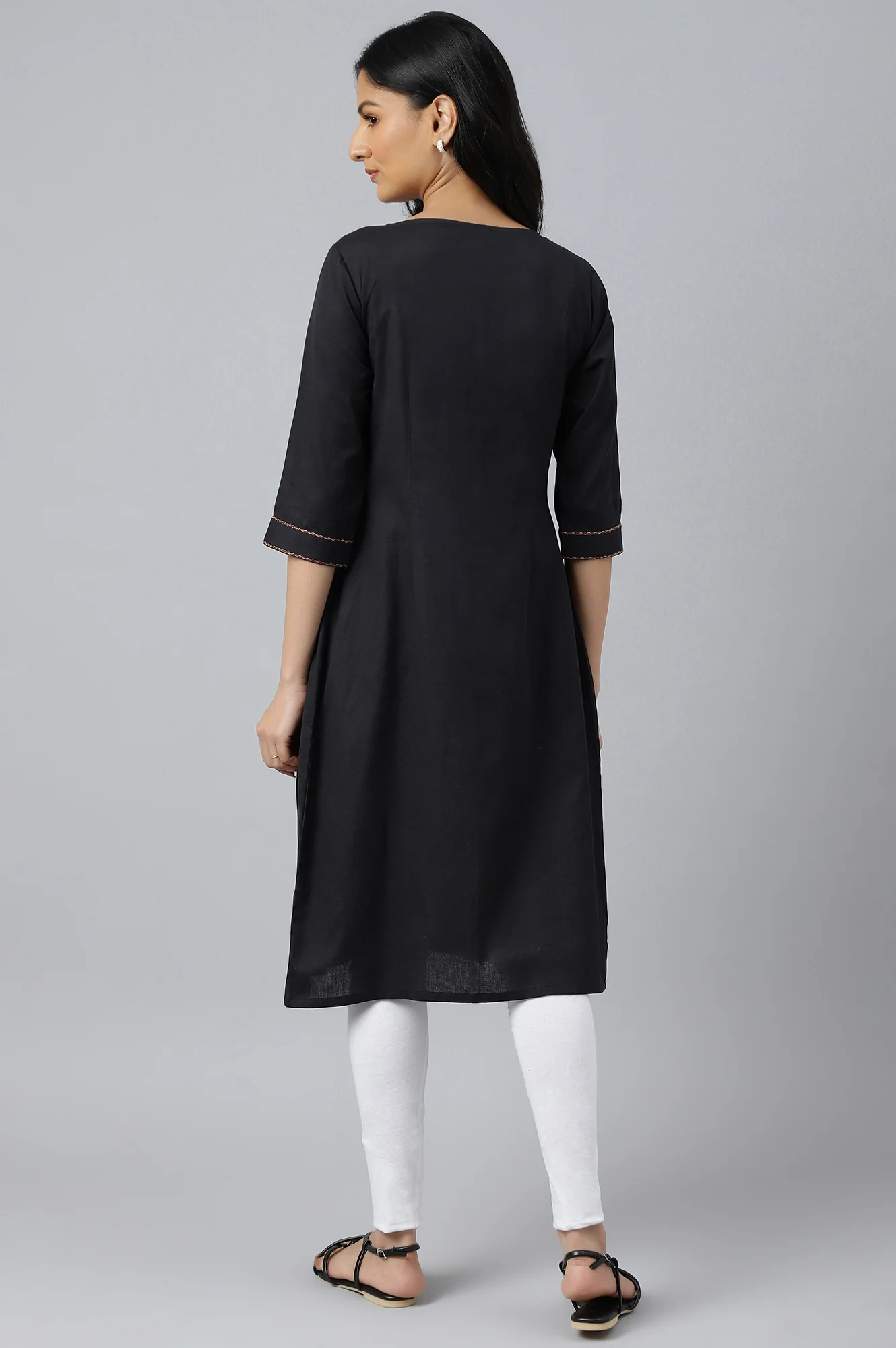 Black Bock Pleated Embroidered kurta - Image 4