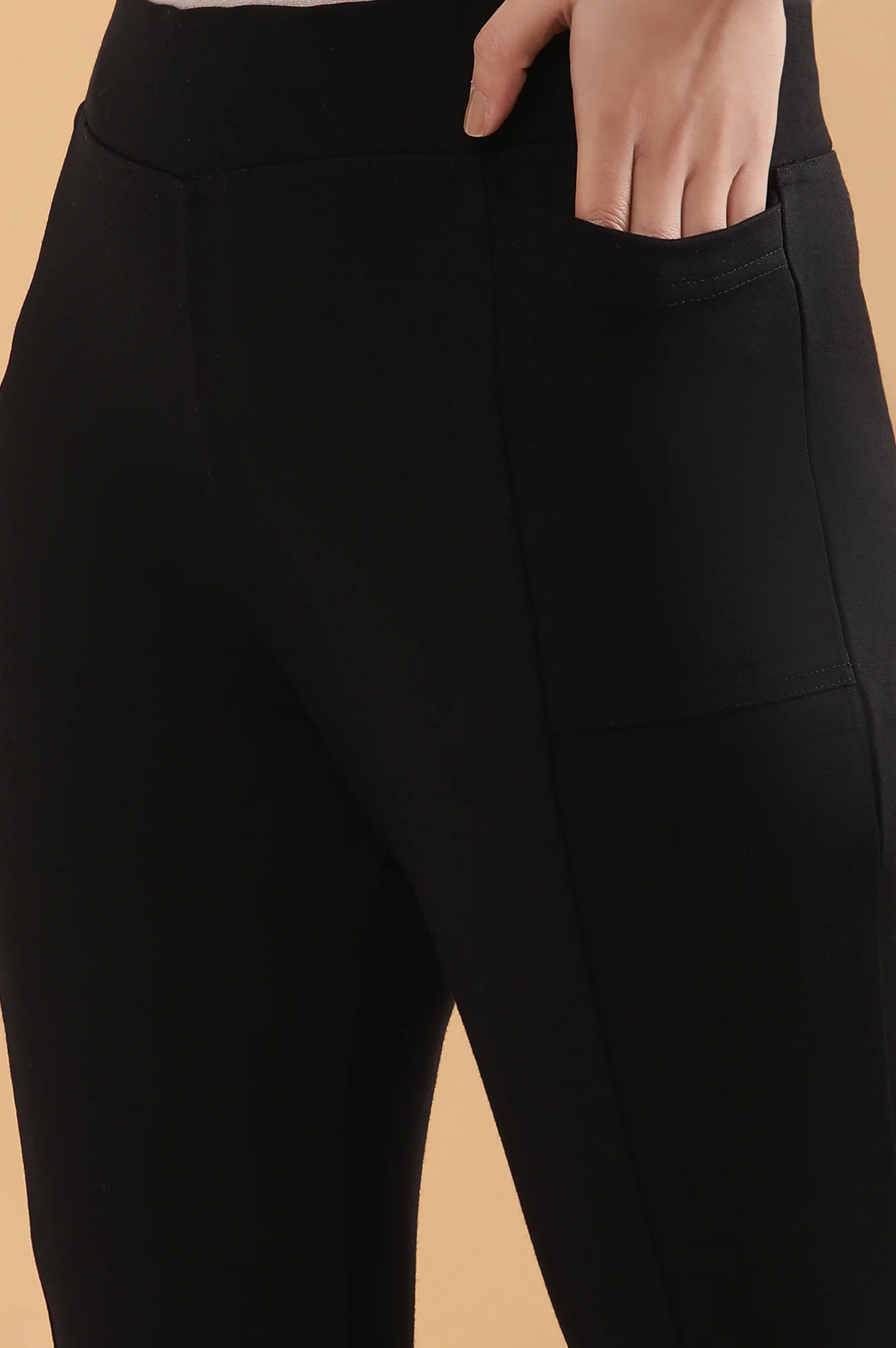 Black Solid Flared Pants With Elasticated Waist - Image 8