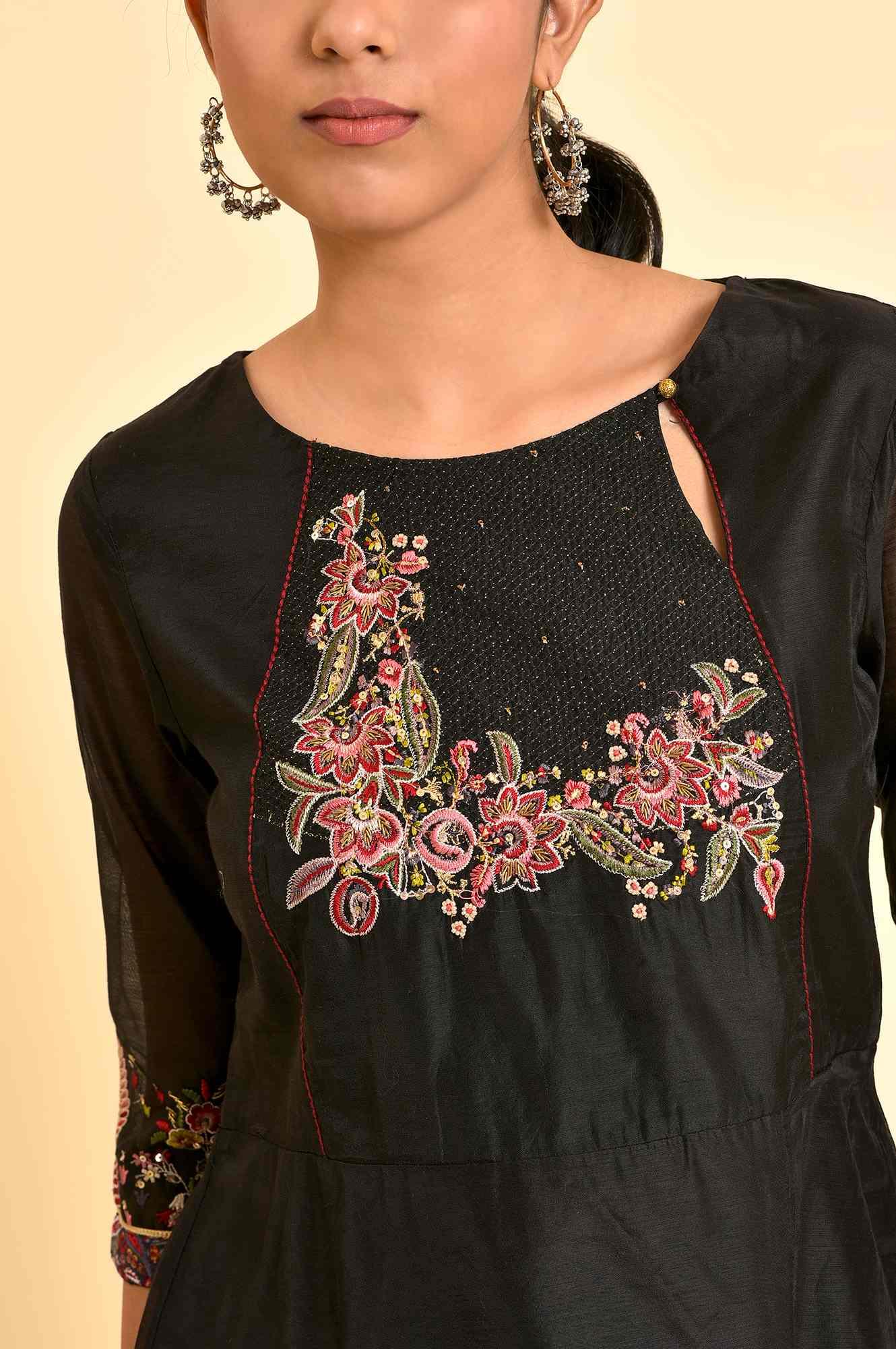 Black Chanderi kurta And Slim Pant Set - Image 6