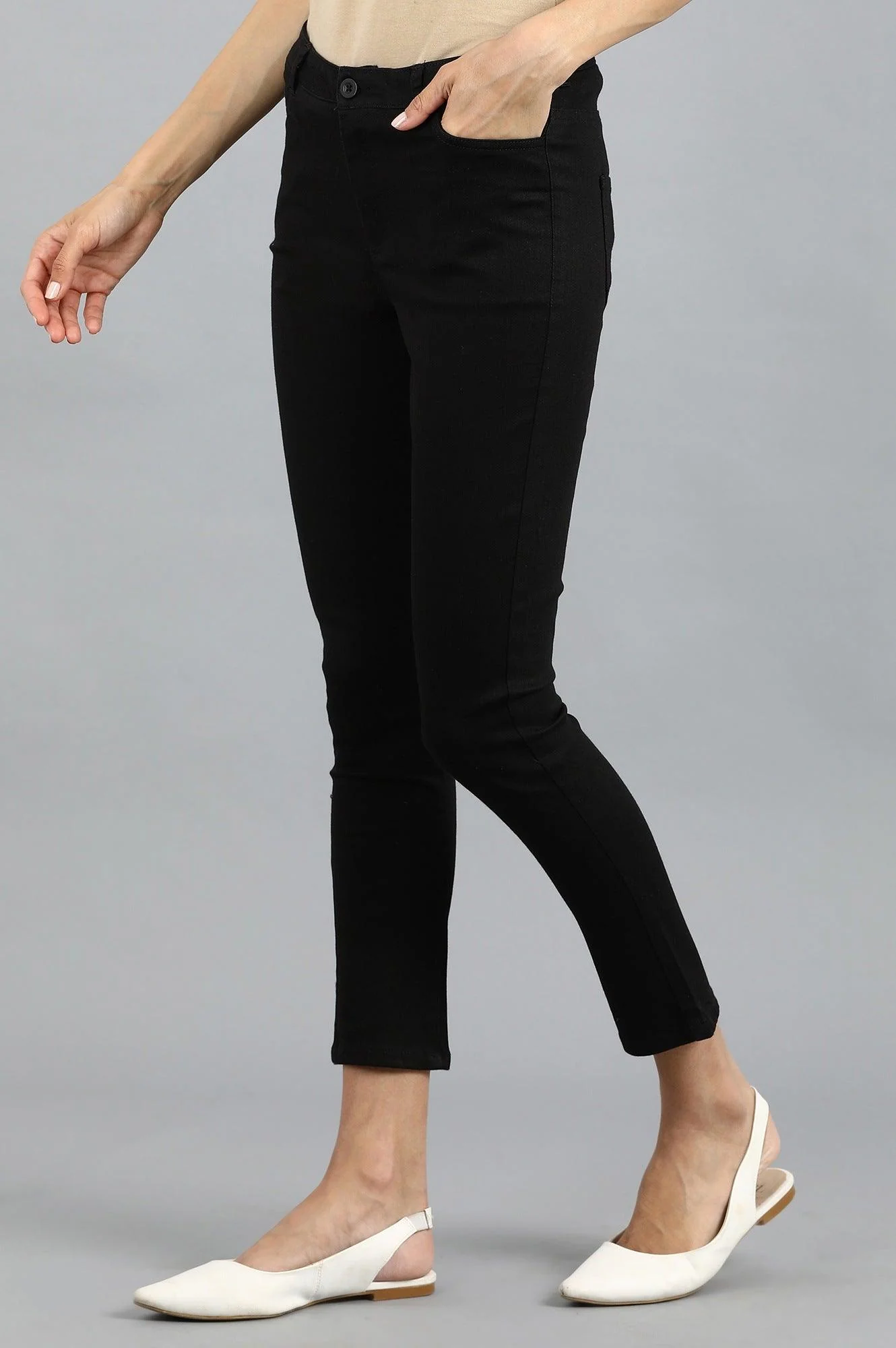 Black Denim Casual Jeggings - Image 3