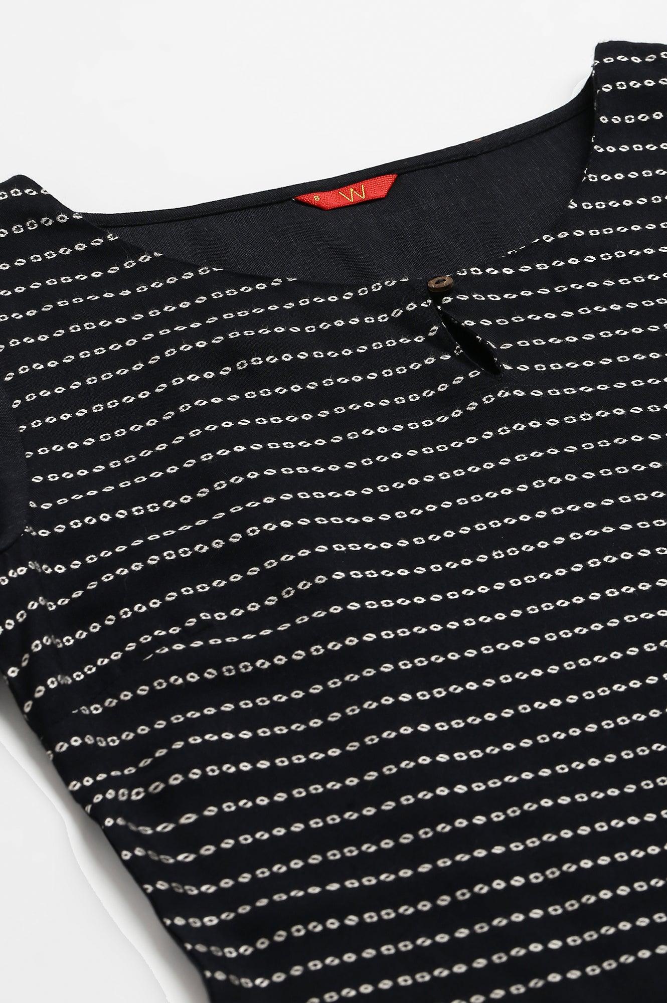 Black Dobby Colour Blocked kurta - Image 2