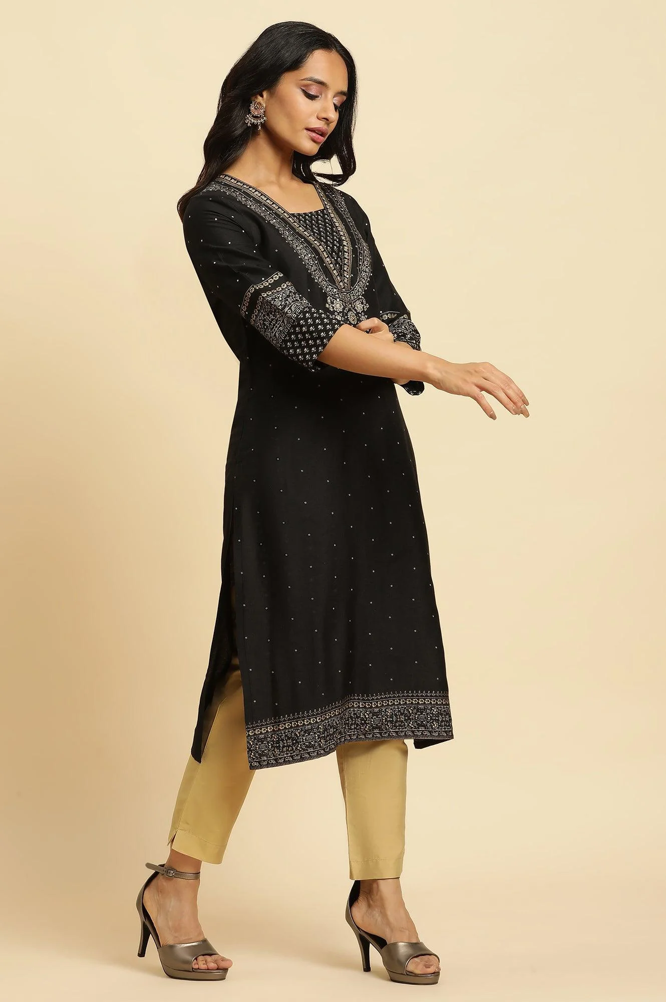 Black Embellished Straight Festive Kurta - Image 5