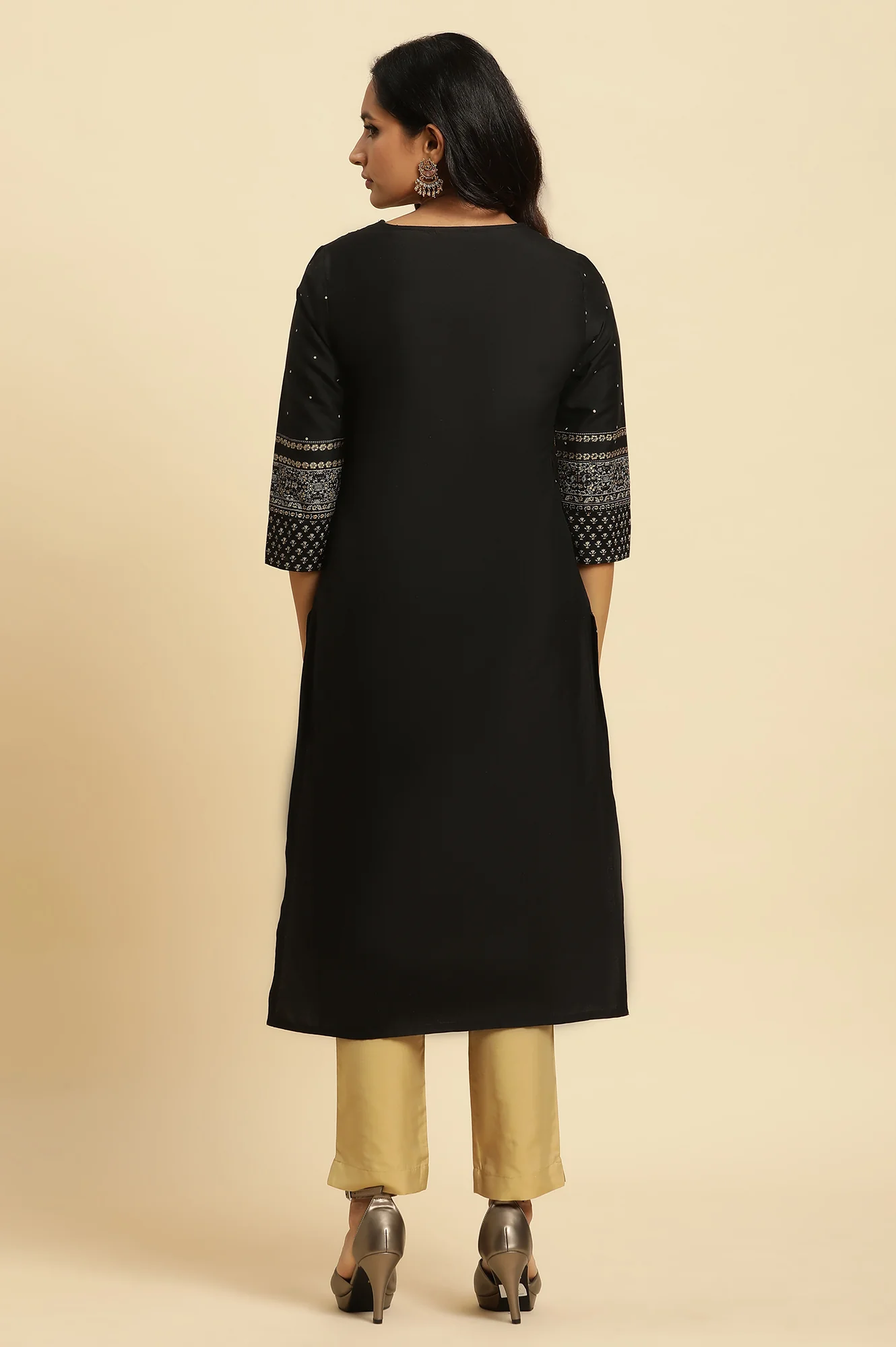 Black Embellished Straight Festive Kurta - Image 4