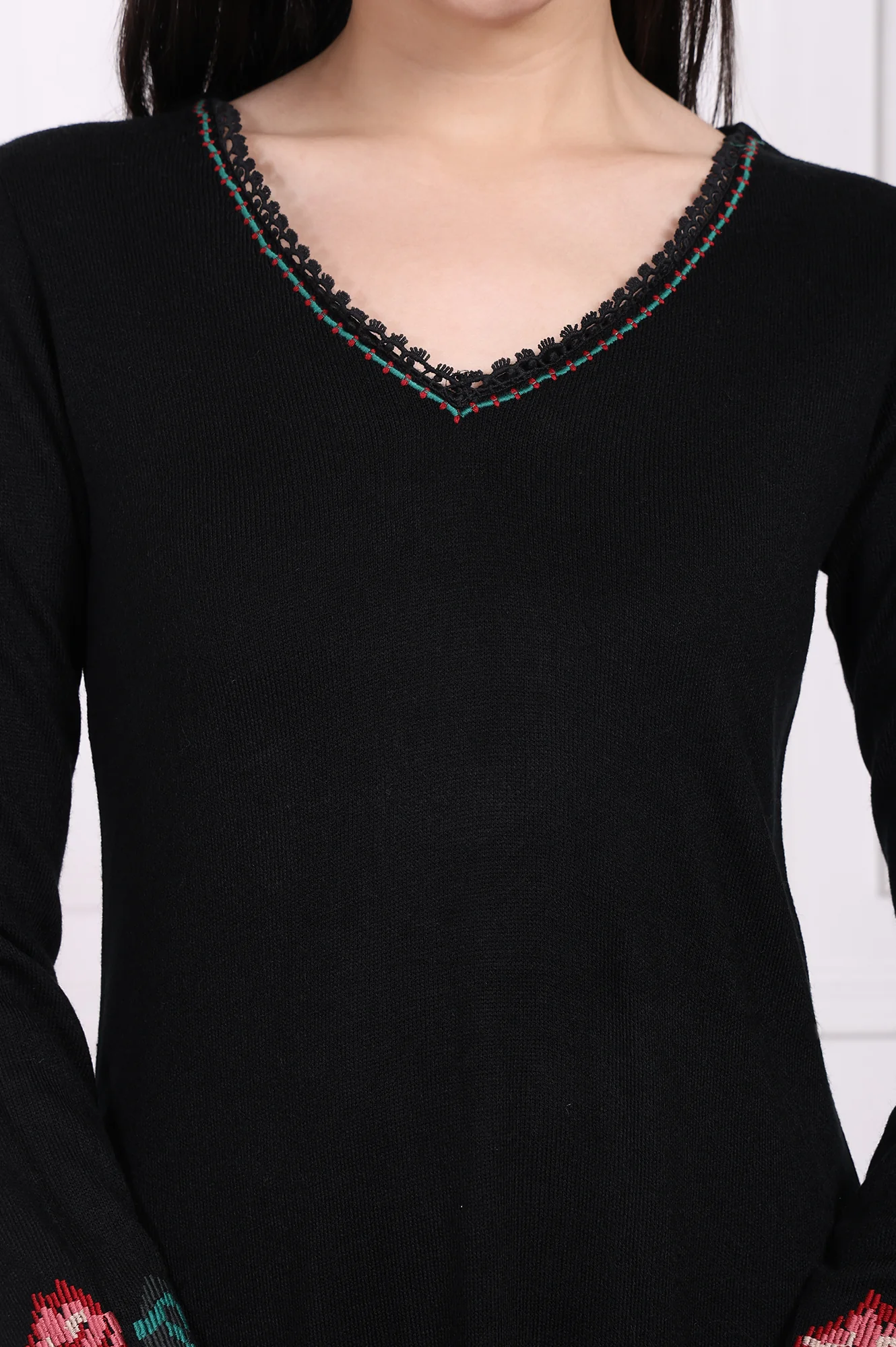 Black Embroidered A-Line Acrylic Winter Kurta - Image 3