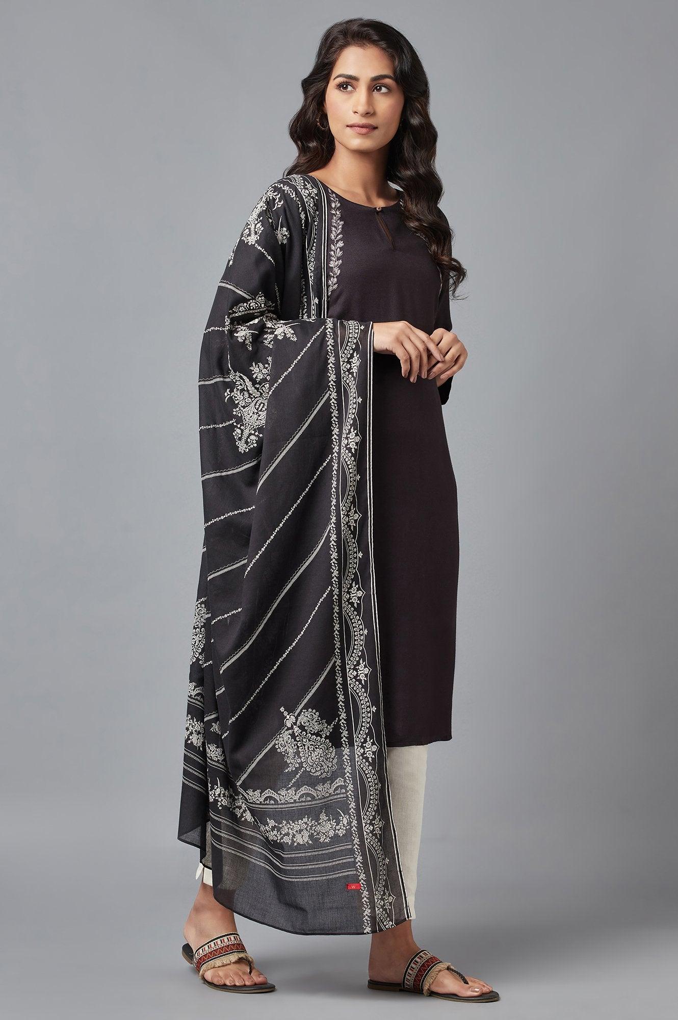 Black Embroidered kurta with Slim Pants and Dupatta - Image 4
