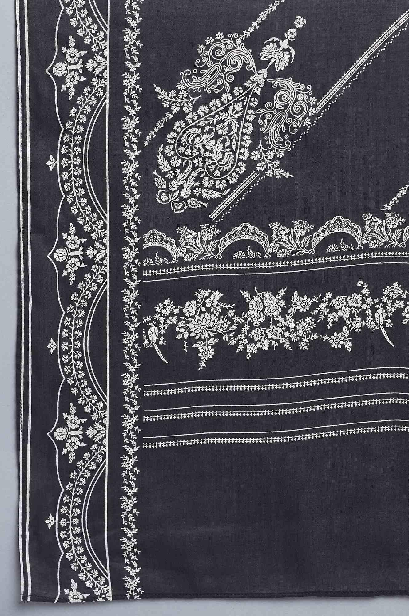 Black Embroidered kurta with Slim Pants and Dupatta - Image 7