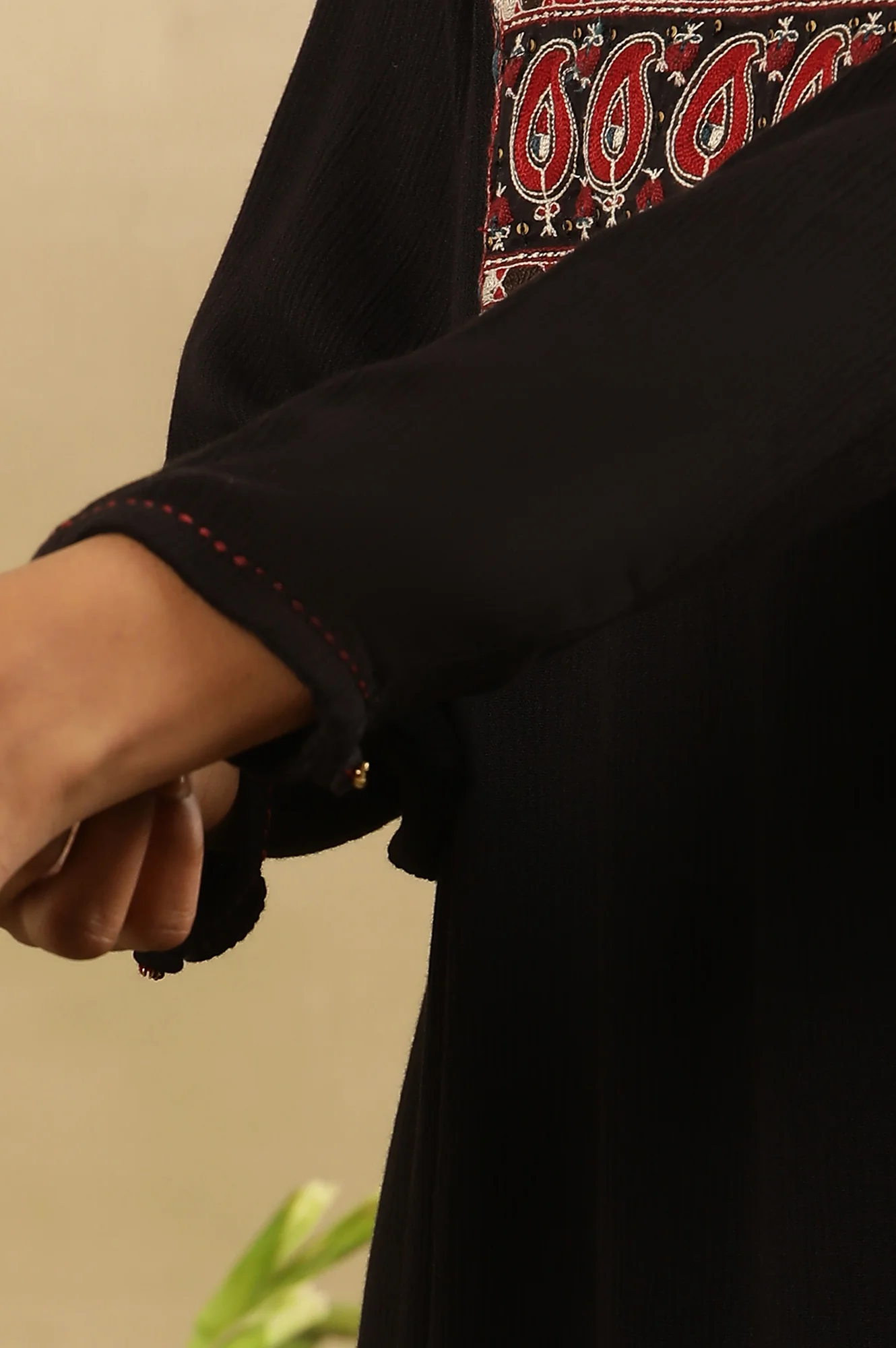 Black Embroidered Rayon Crepe Kurta - Image 8