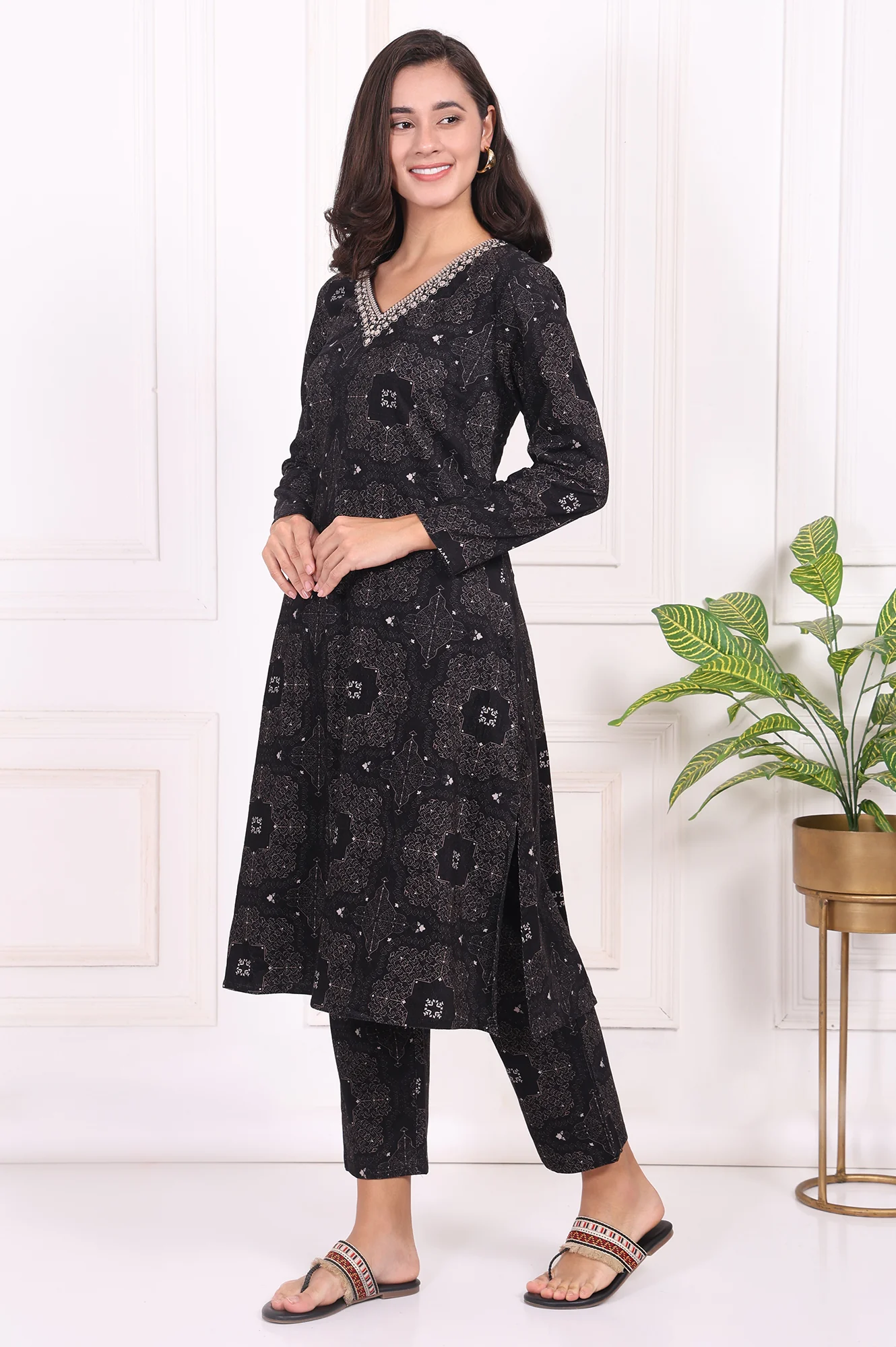 Black Ethnic Motifs Printed Embroidered Pure Cotton Straight Kurta and Pants Set - Image 4