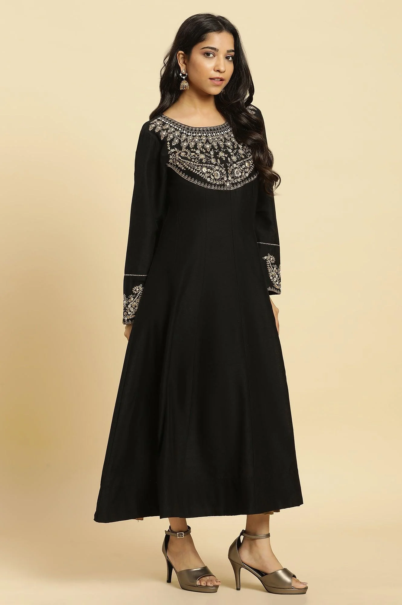 Black Flared Embroidered Kurta - Image 5
