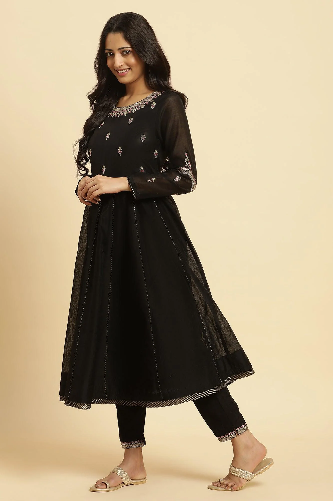 Black Flared Metallic Embroidered Kurta, Pants And Dupatta Set - Image 4