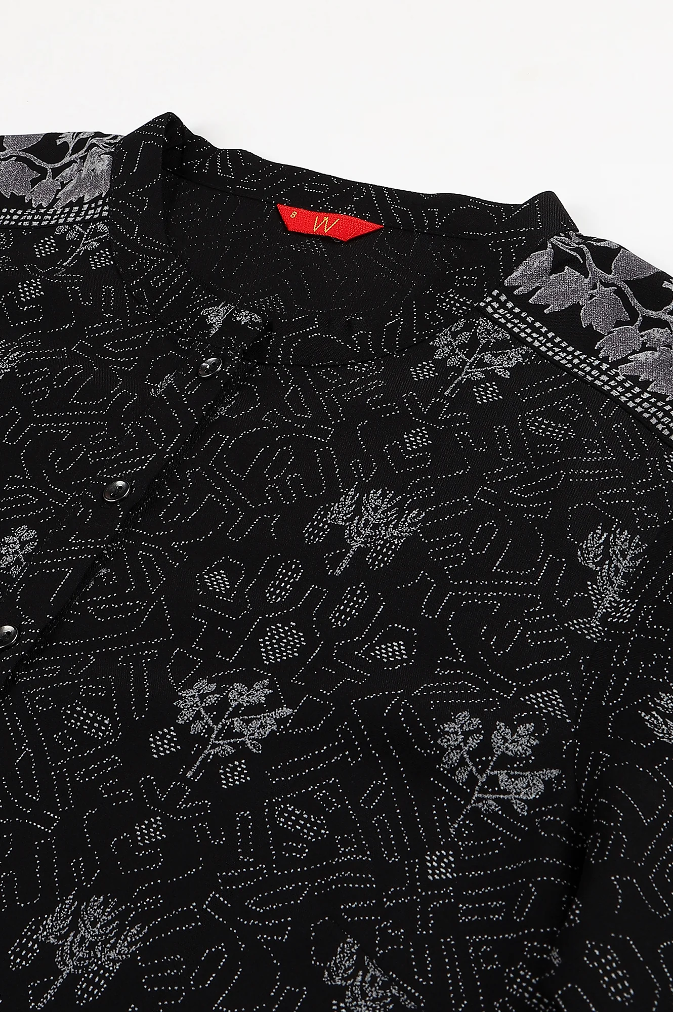 Black Floral Print kurta With Shoulder Panels - Image 2
