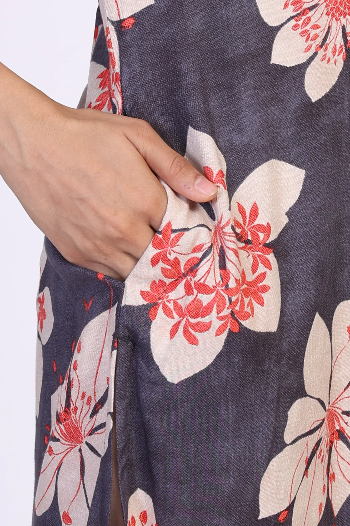 Black Floral Print Thread Work Straight Rayon Kurta - Image 6