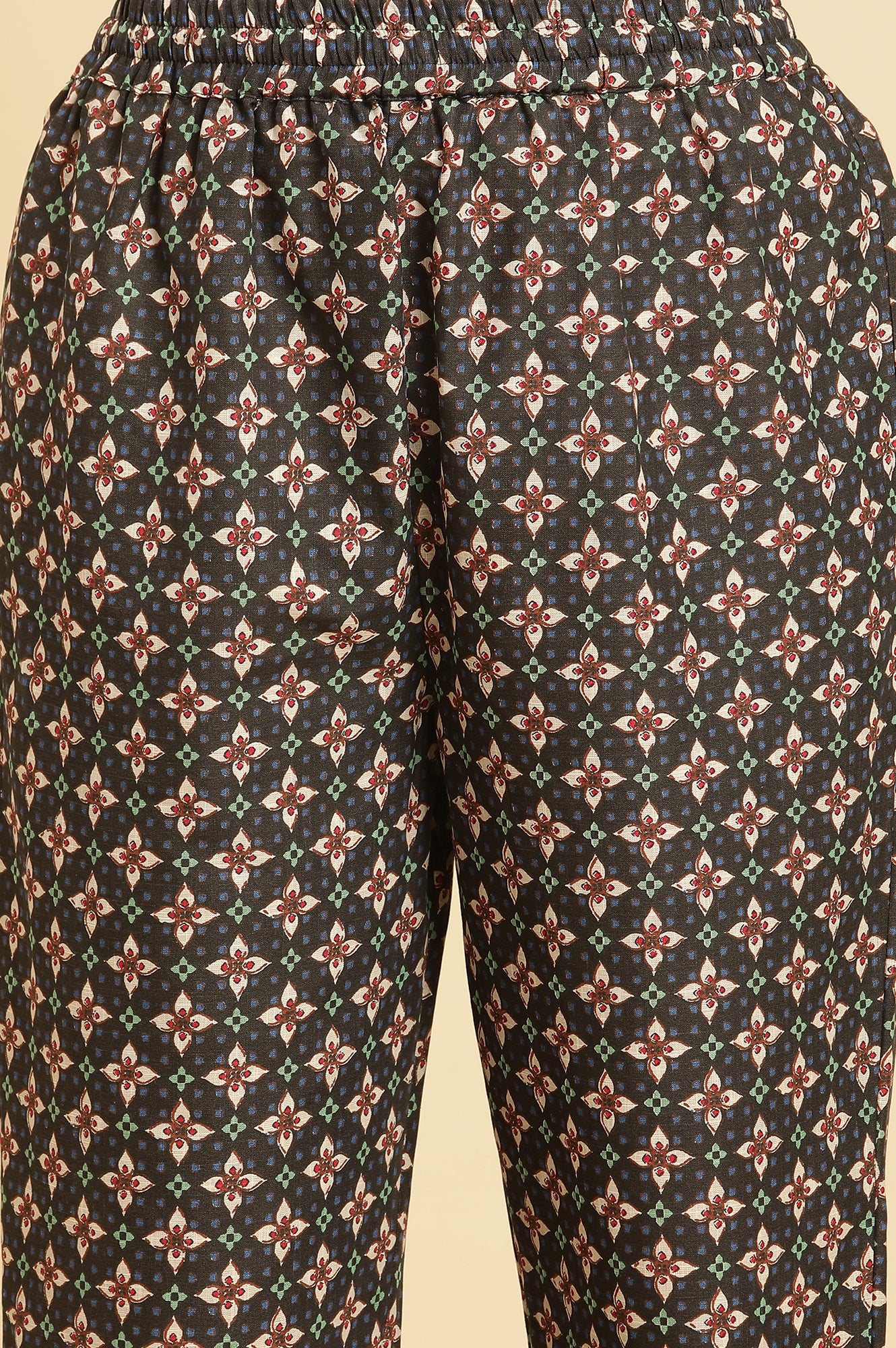 Black Floral Printed Kurta And Pants Set - Image 8