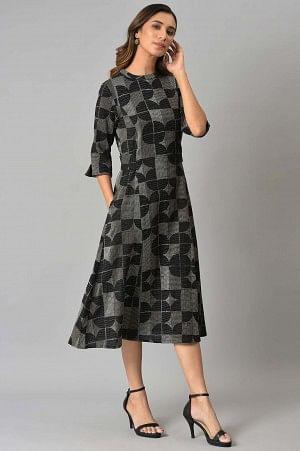 Black Geometric Print Cross Hatch Belt Dress - Image 4
