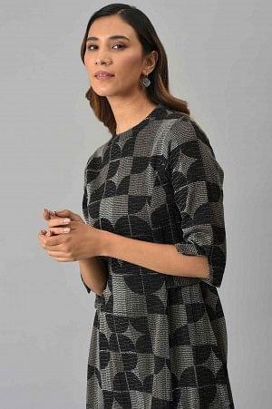 Black Geometric Print Cross Hatch Belt Dress - Image 6