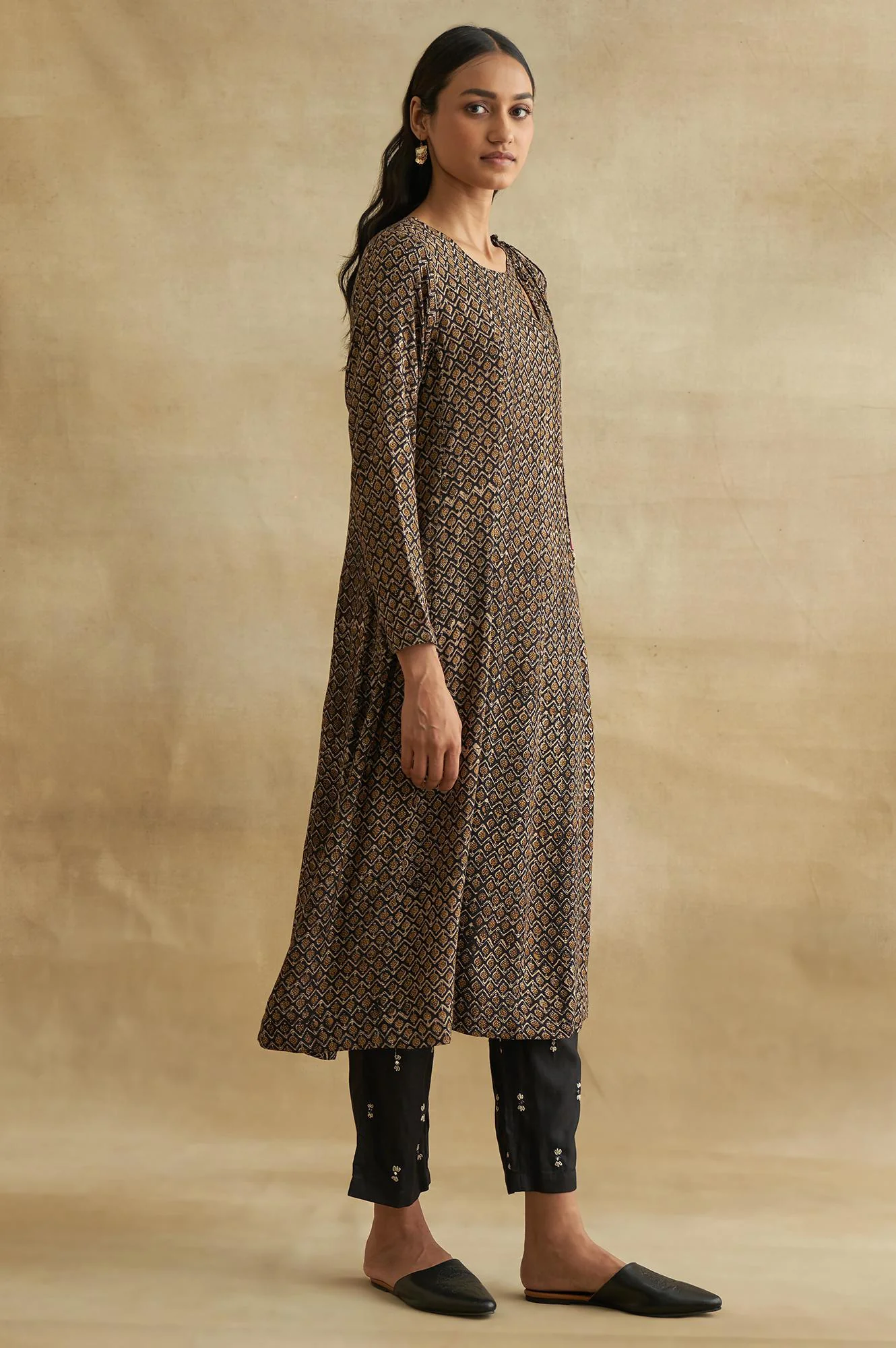 Black Handblock Print Flared kurta - Image 4