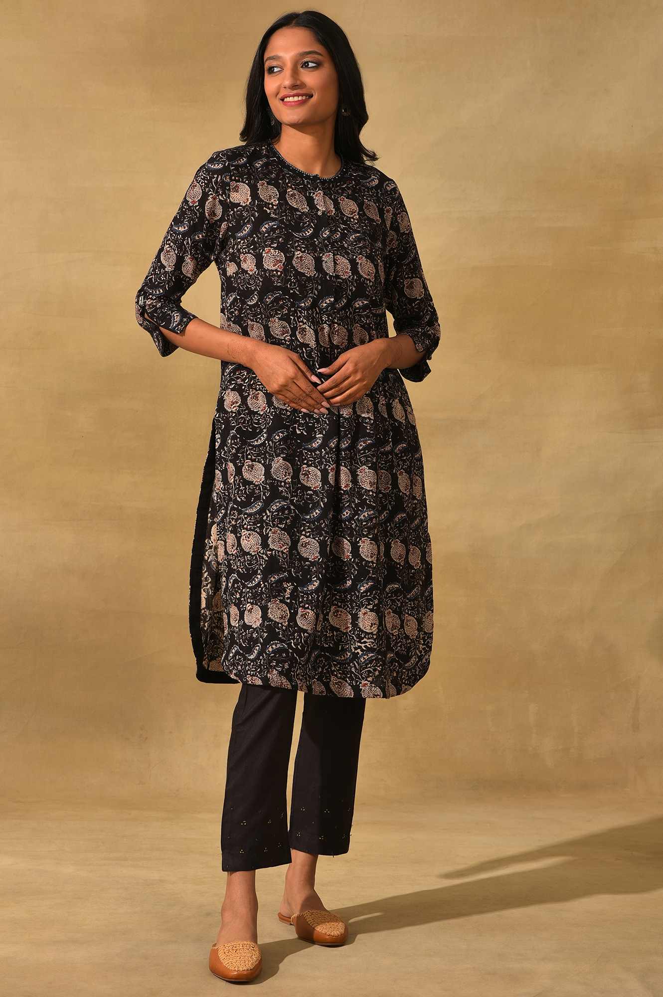Black Handblock Print Slub kurta - Image 6