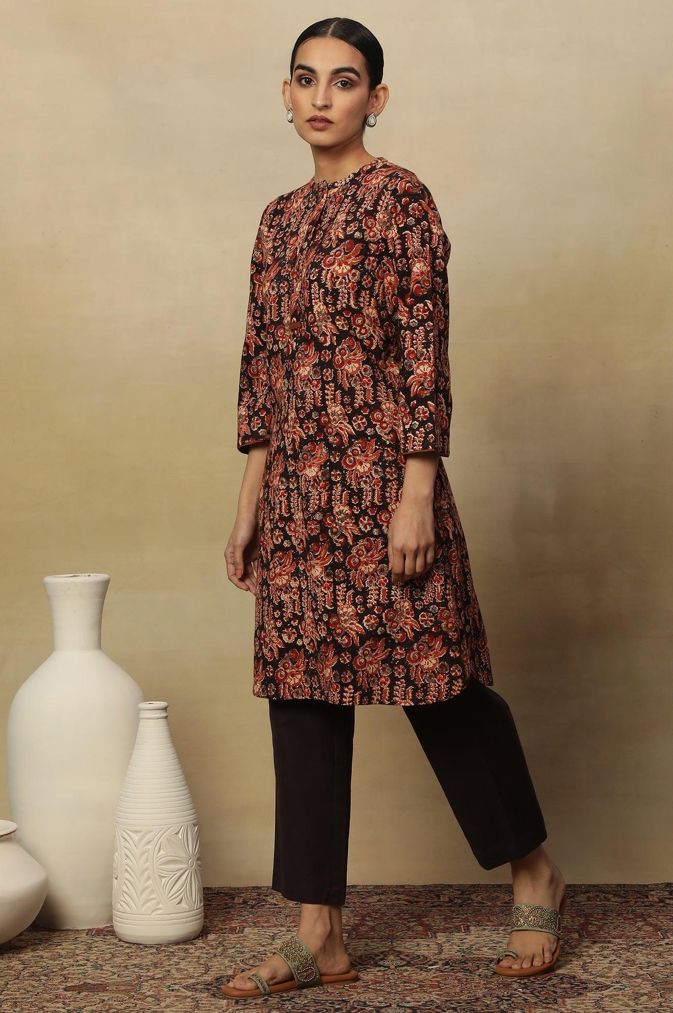 Black Kalamkari Printed Straight Kurta in Cotton Slub - Image 3