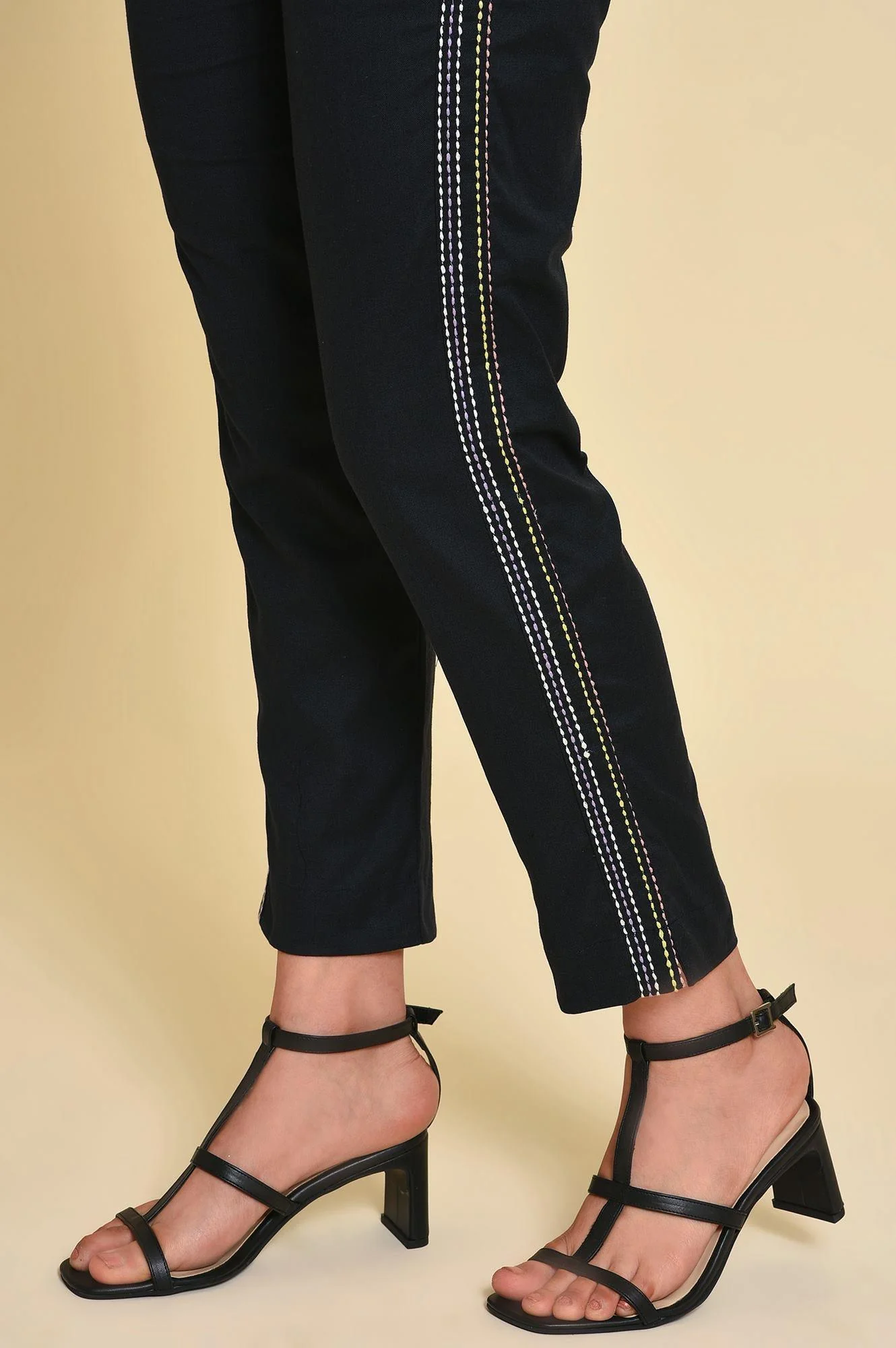 Black Mock Vest kurta Set - Image 9