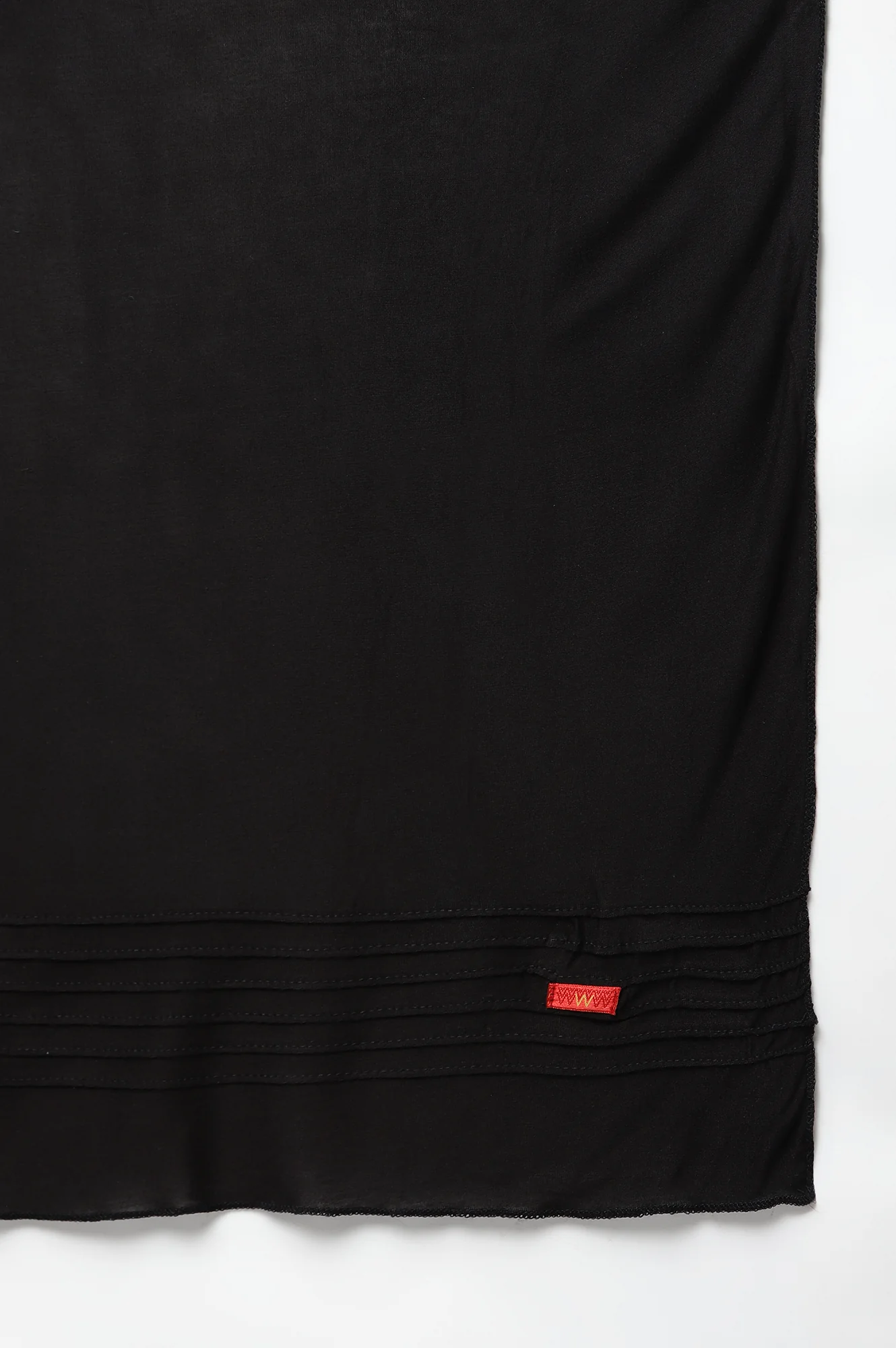 Black Pintuck Dupatta - Image 4