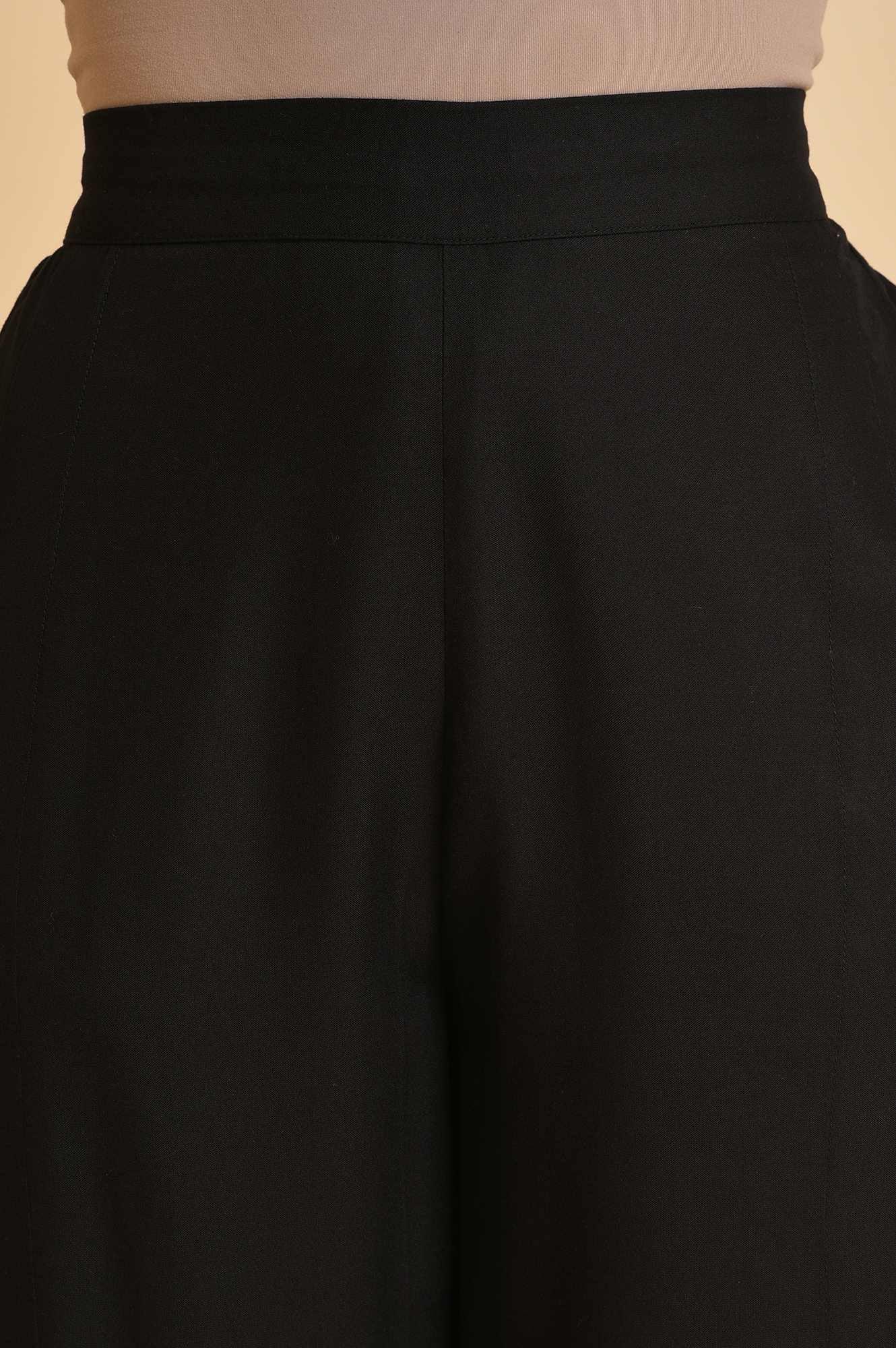 Black Placement Print kurta & Parallel Pants Set - Image 6