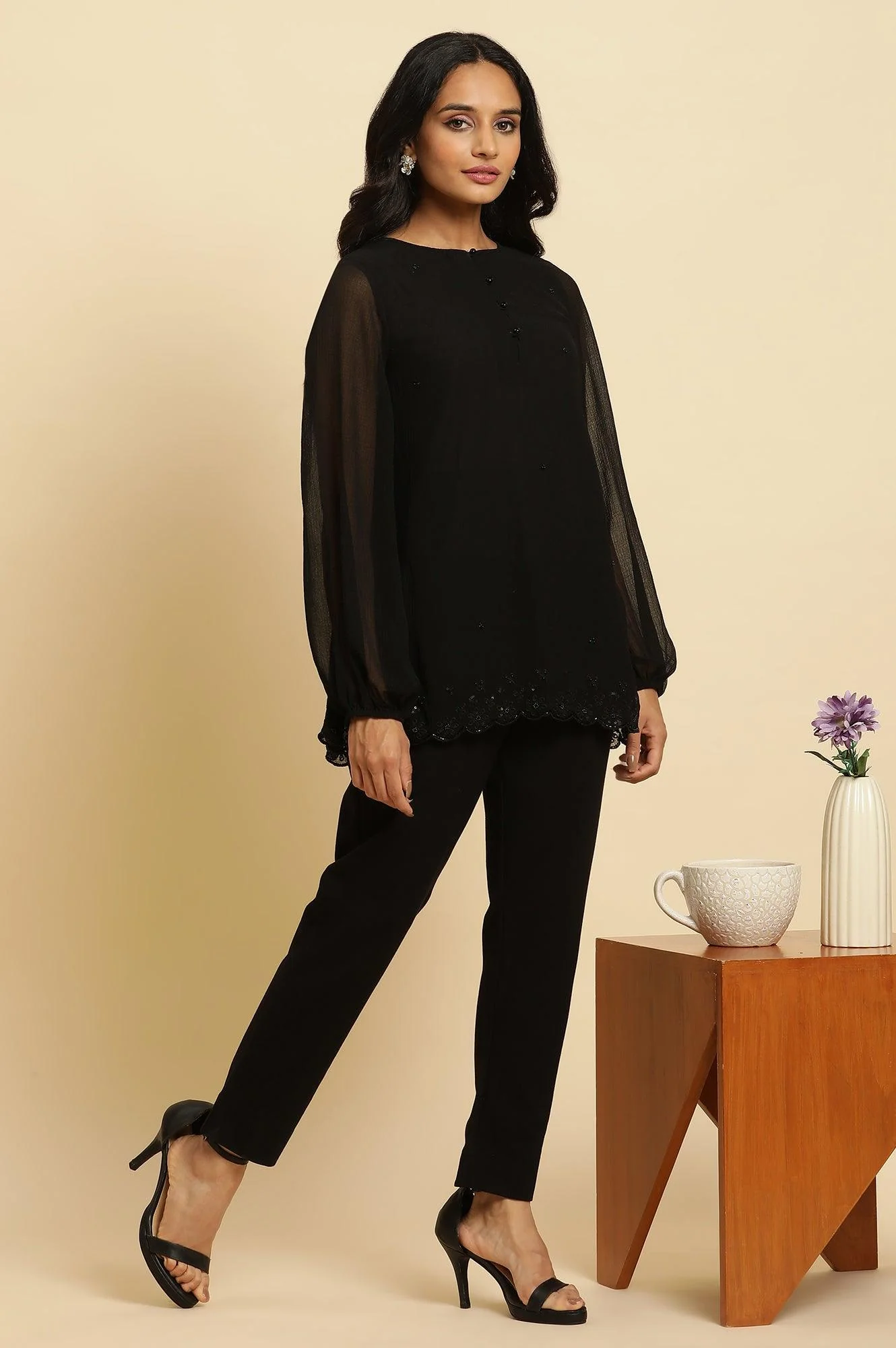 Black Scalloped Embellished Hemline Top - Image 5