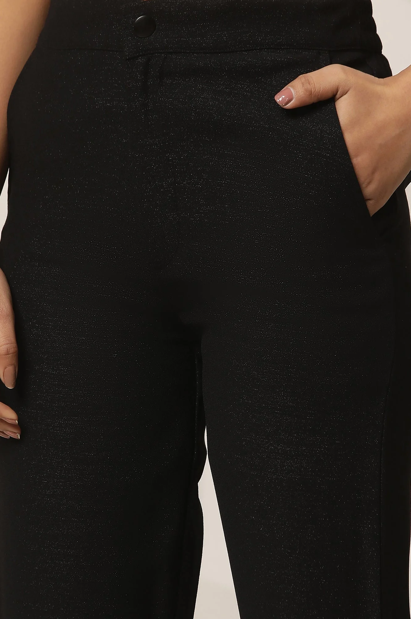 Black Solid Slim Fit Woven Pants With Elasticated Waist - Image 7