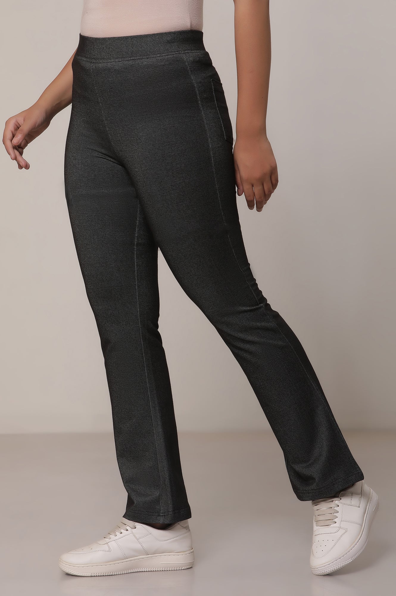 Black Solid Flared Cotton Pants - Image 3
