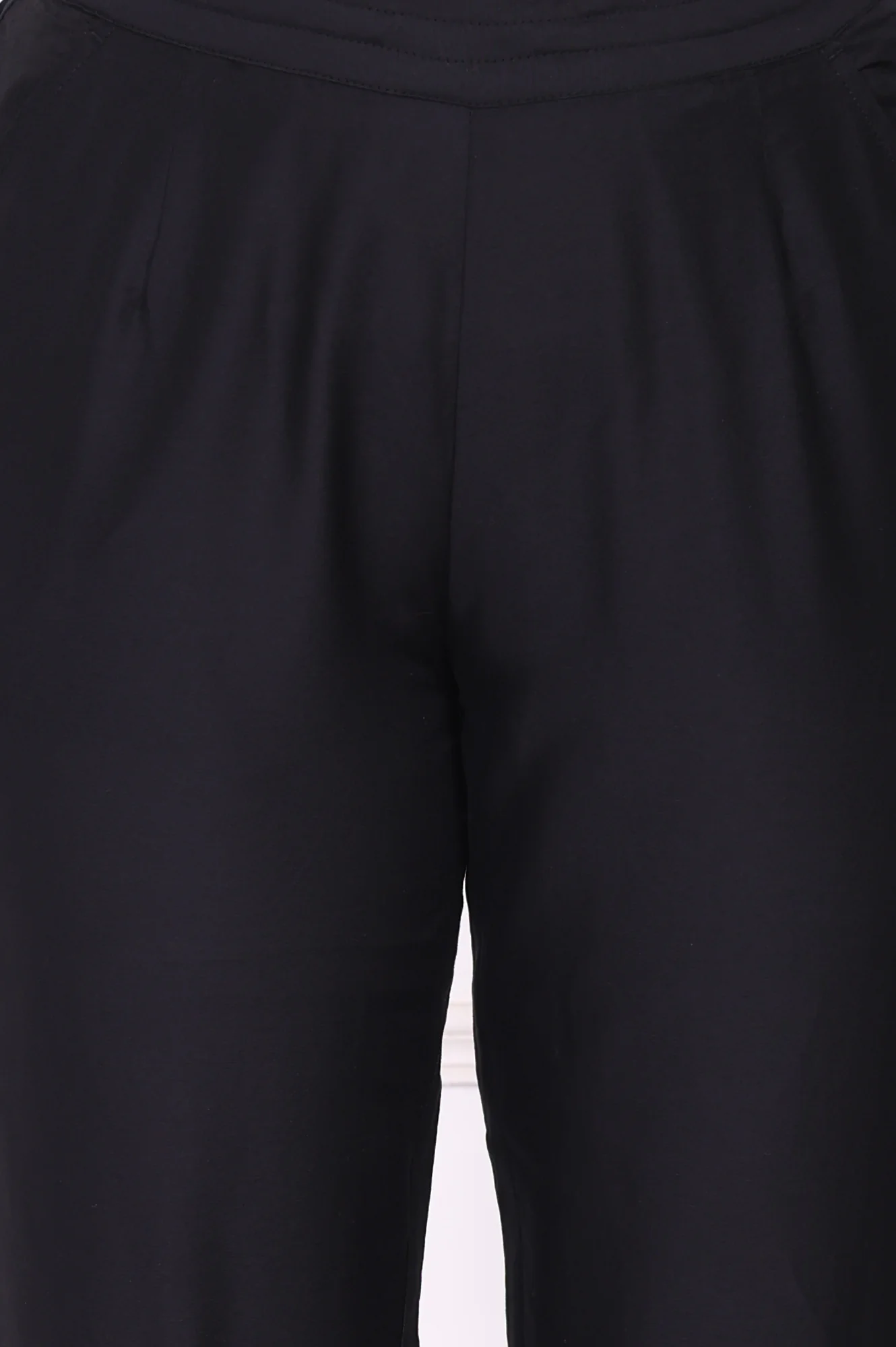 Black Solid Embroidered Mid Rise Ankle Length Straight Pants - Image 6