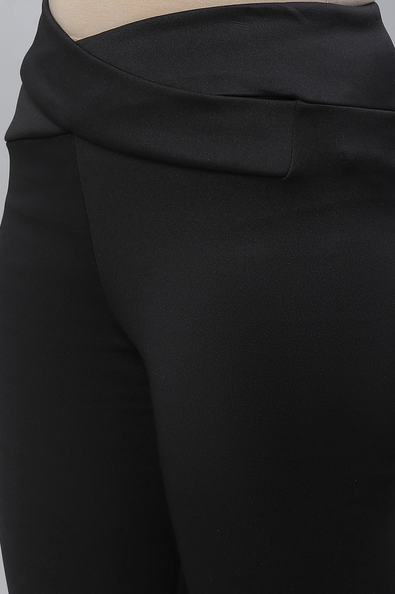Black Solid Skinny Fit Tights With Criss Cross Waistband - Image 7