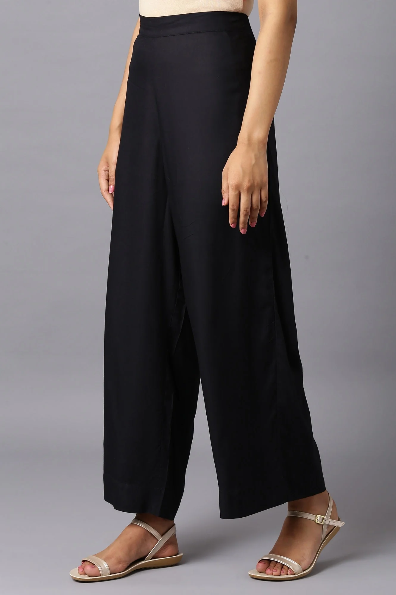 Black Solid Wide Leg Woven Palazzo With Elasticated Waistband - Image 3