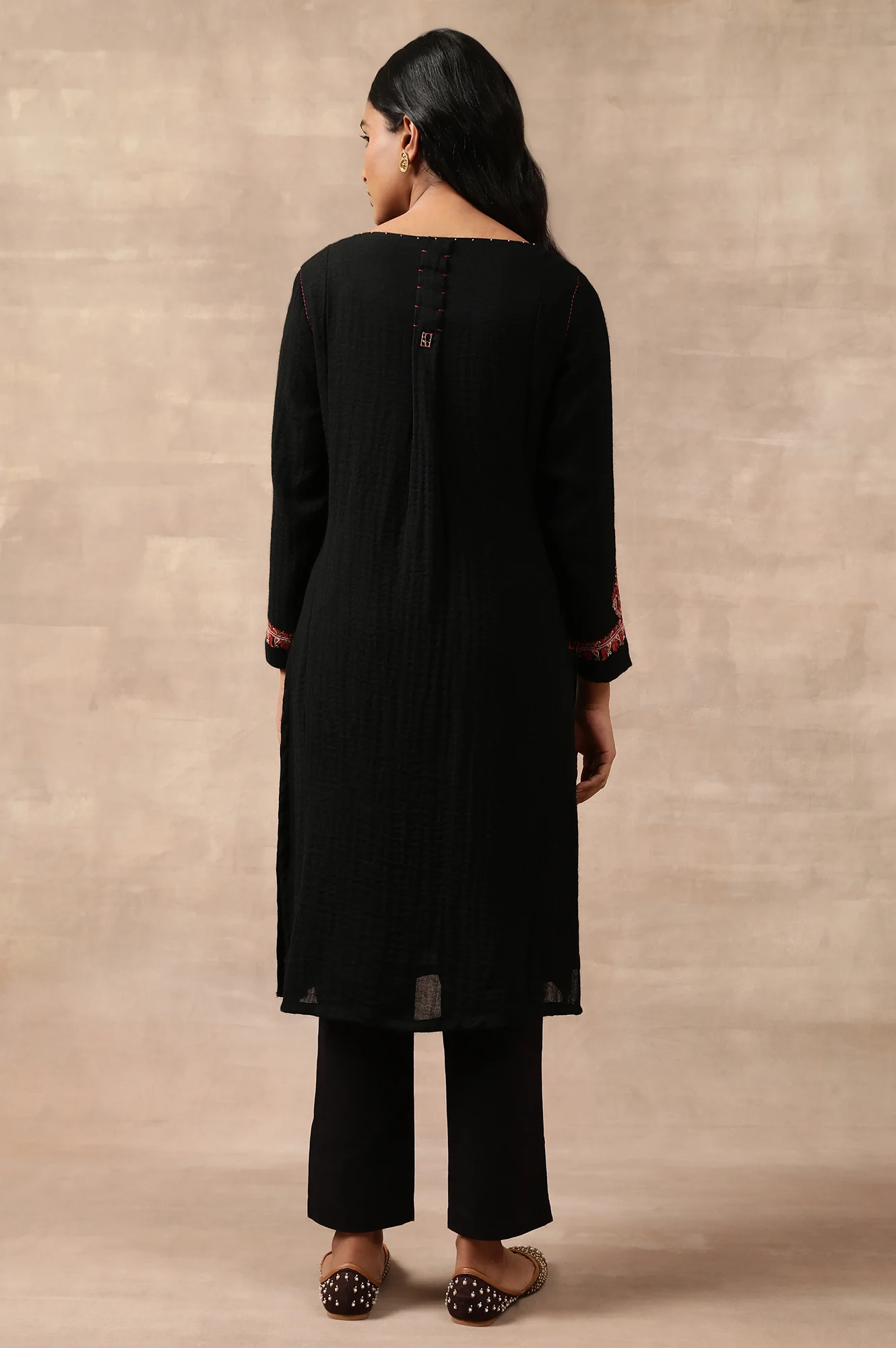 Black Woollen Embroidered kurta - Image 4