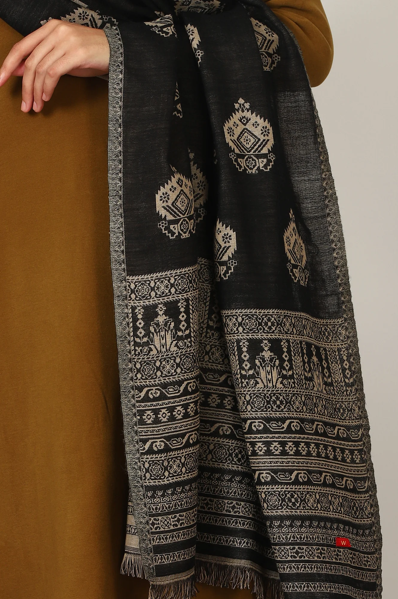 Black Yarn Dyed Cotton Blend Shawls & Stole - Image 4