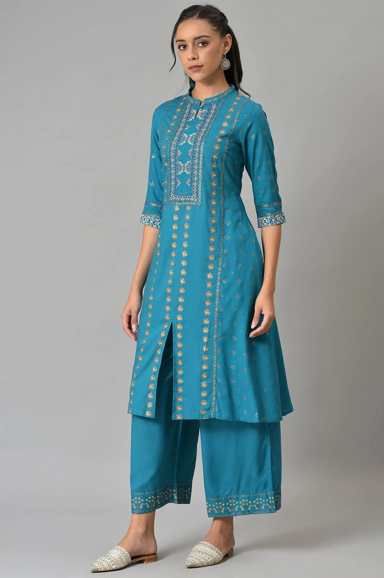 Blue A-Line Embroidered kurta With Parallel Pants - Image 3