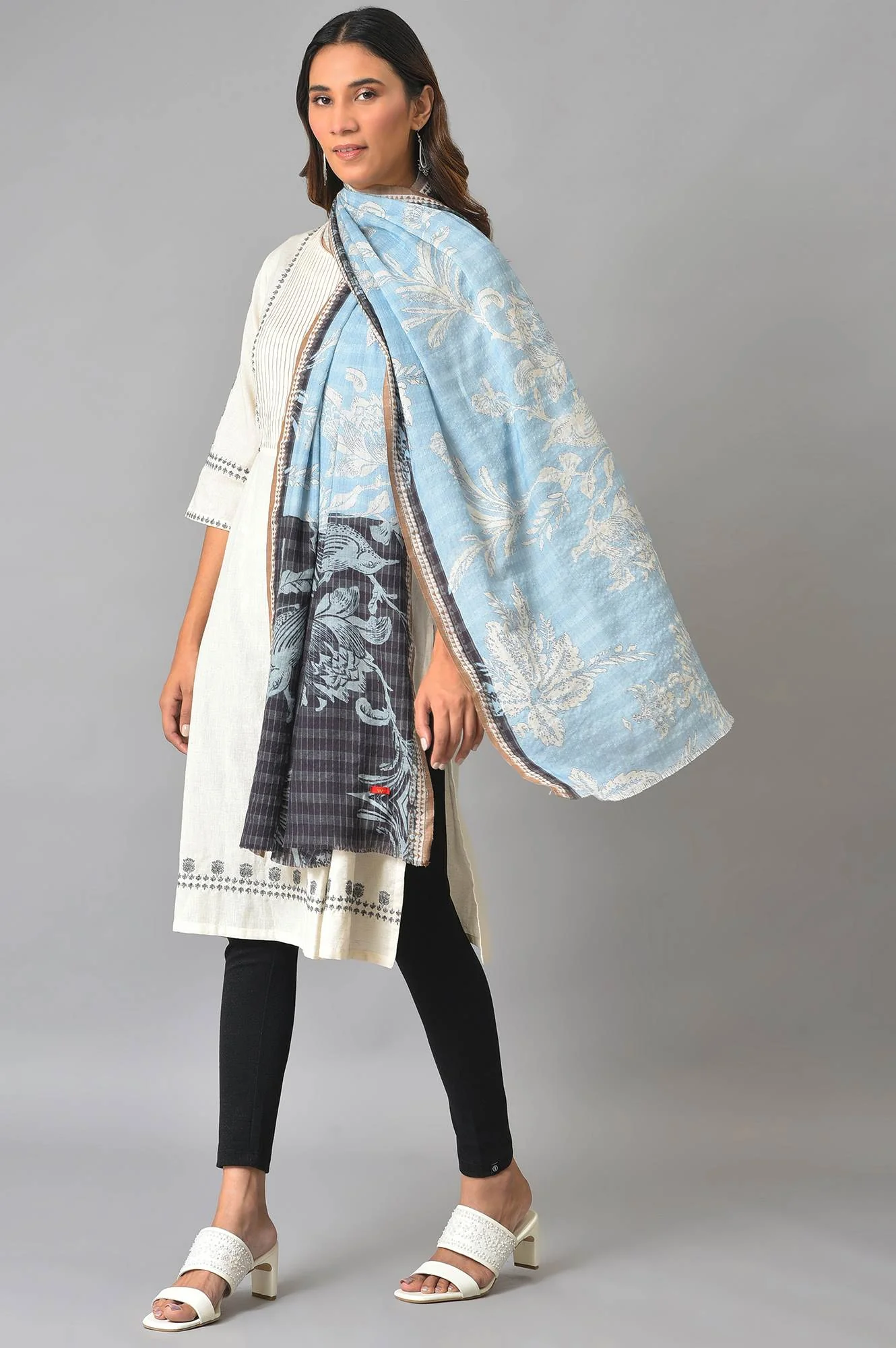 Blue And Black Floral Printed Women Shawl - Image 2