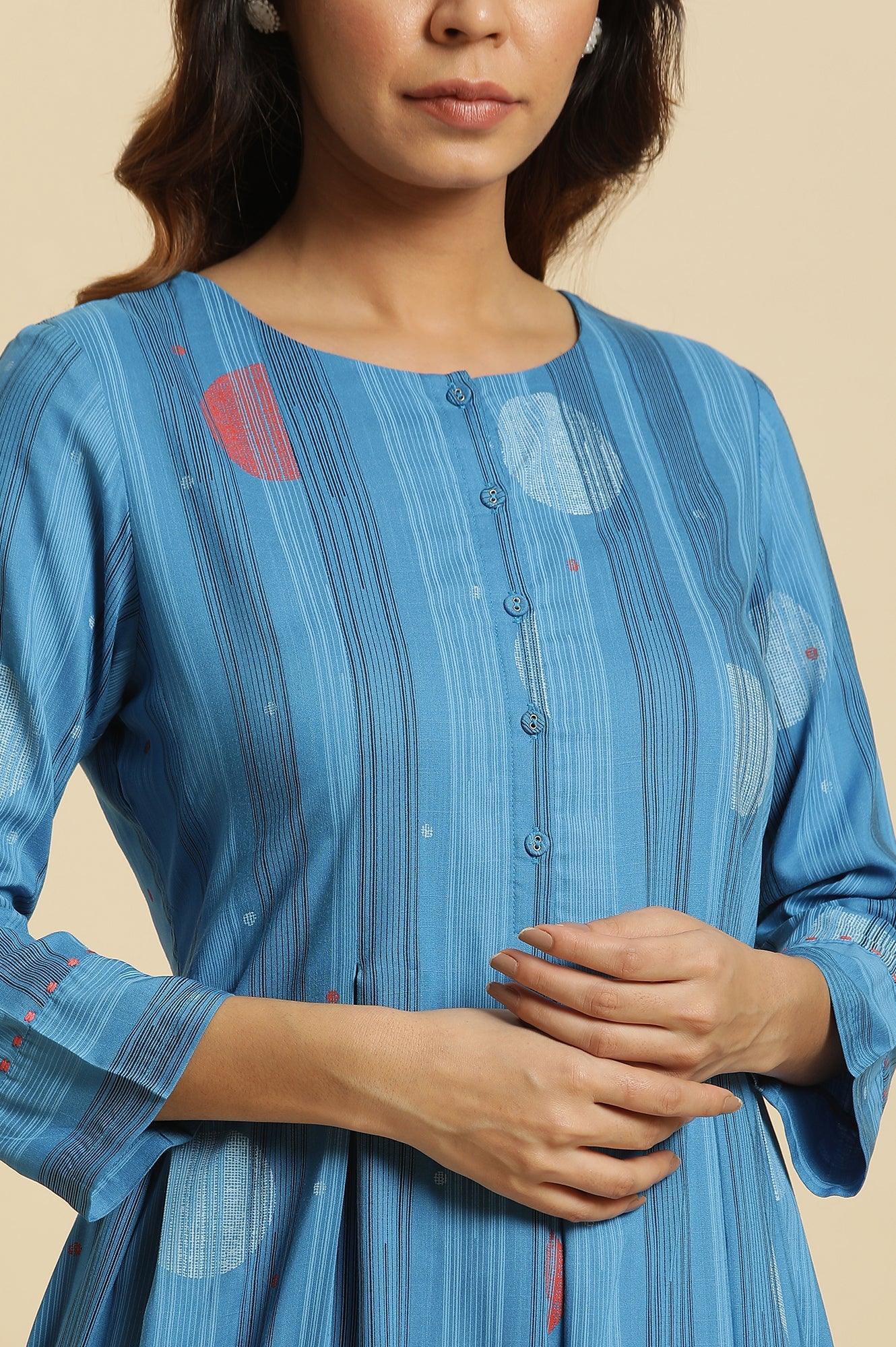 Blue Box Pleats Kurta With Kantha Details - Image 7