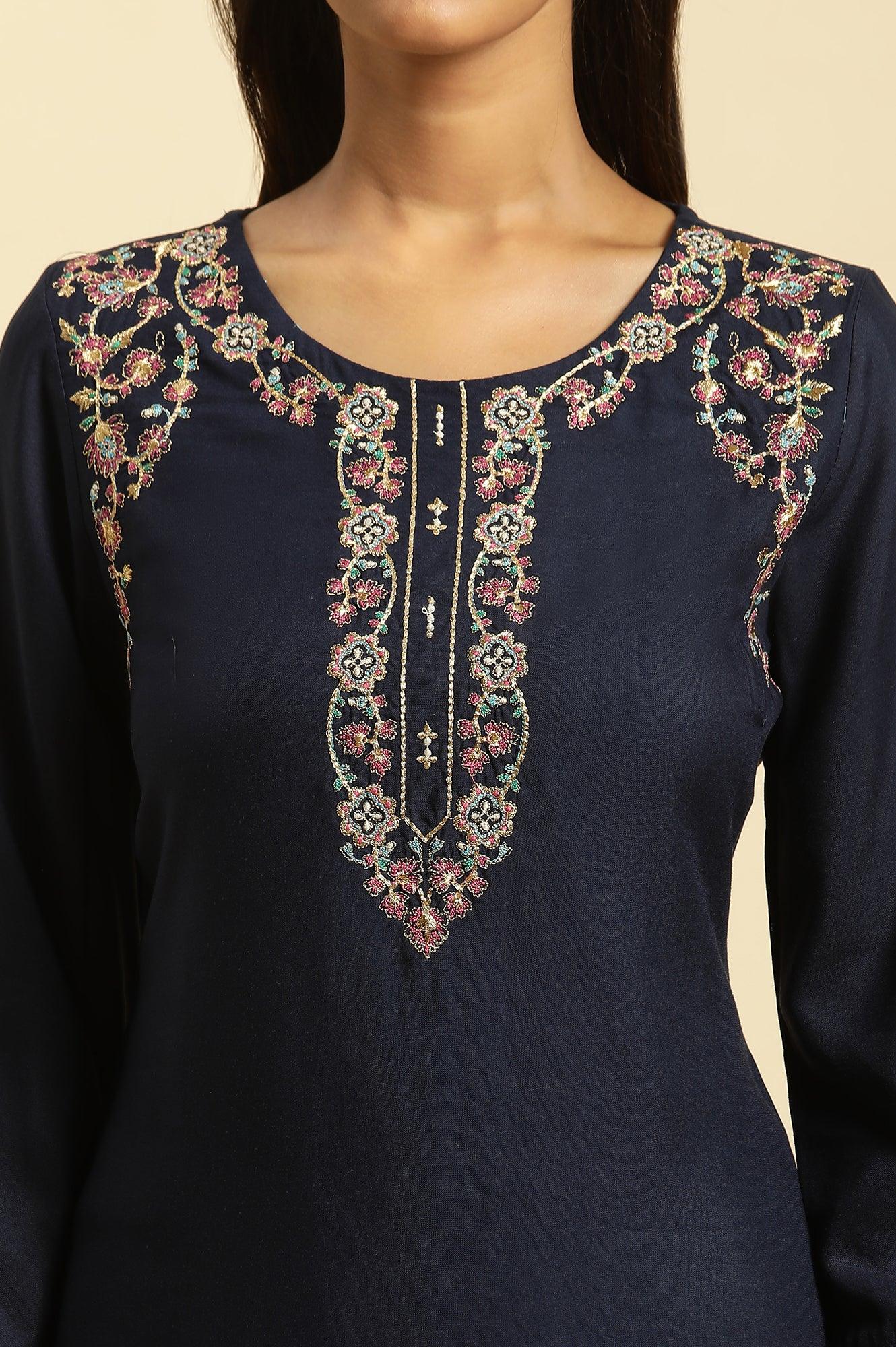 Blue Chunky Thread Embroidered Straight Festive Kurta - Image 7