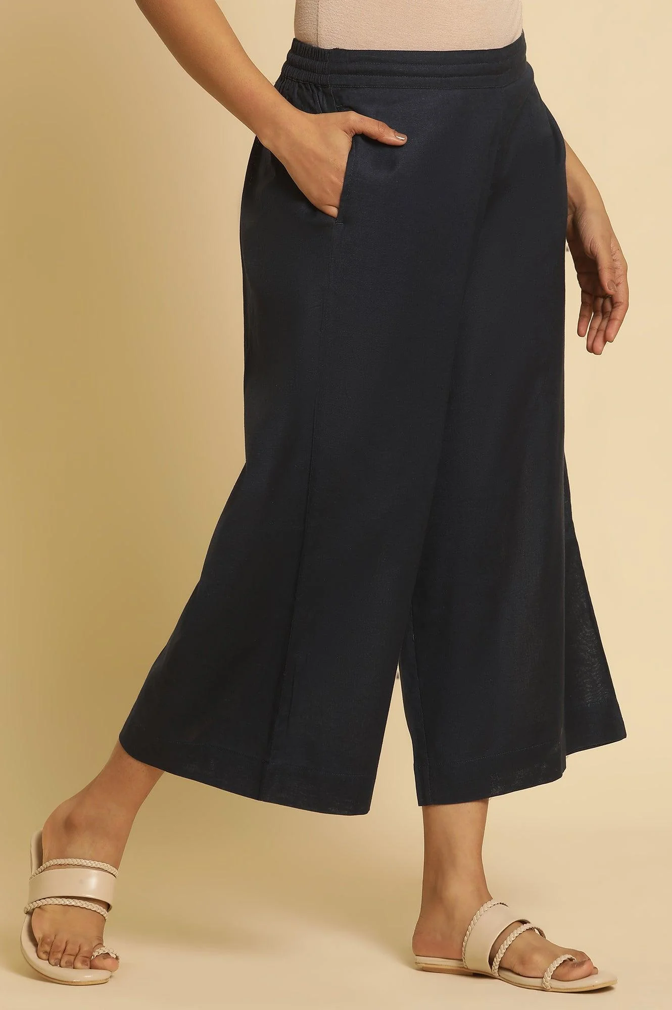 Blue Cotton Flax Flared Pants - Image 4
