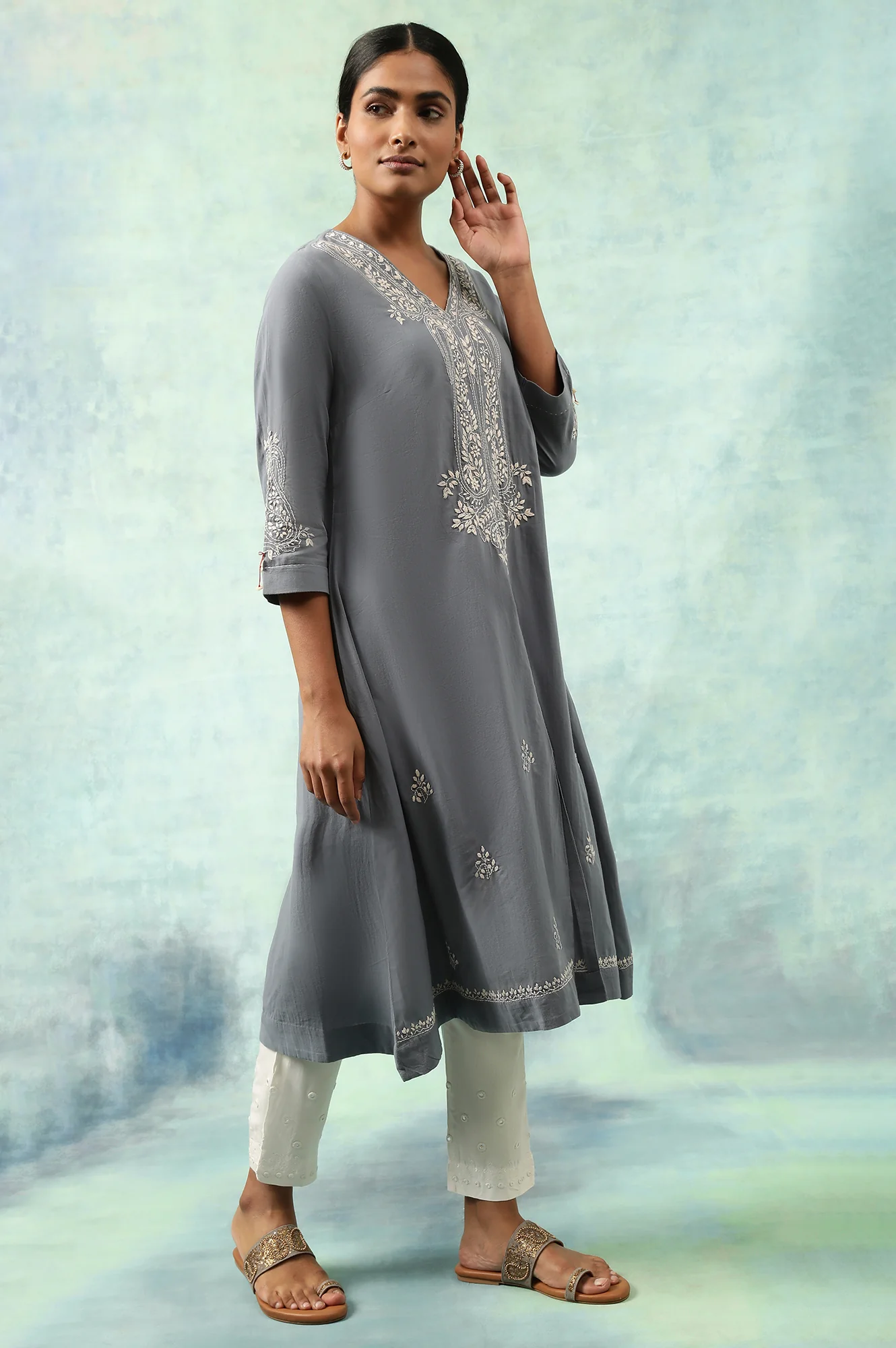 Blue Cotton Voile Chikankari kurta - Image 4