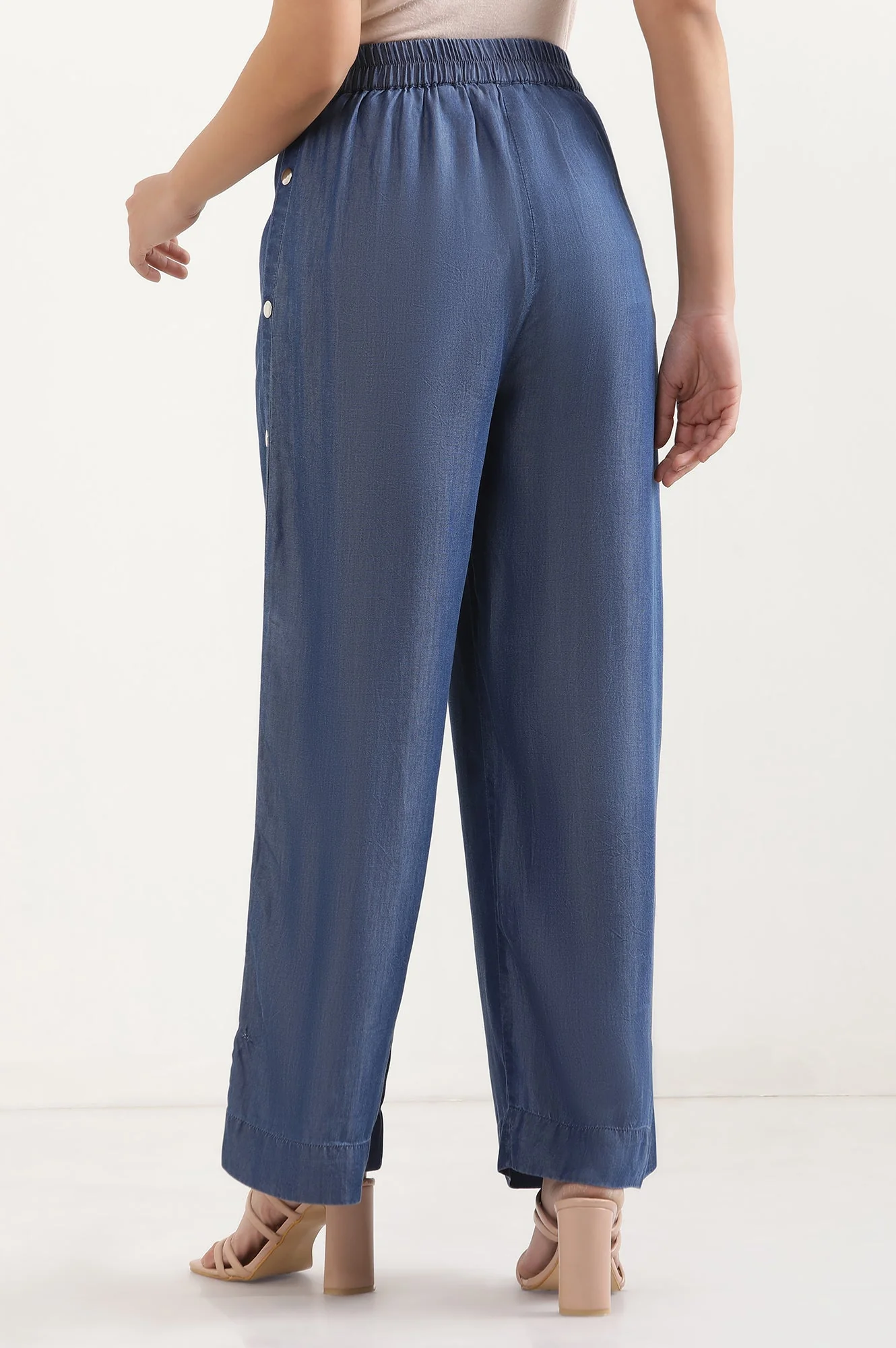 Blue Solid Wide Leg Denim Palazzo With Side Buttons - Image 4